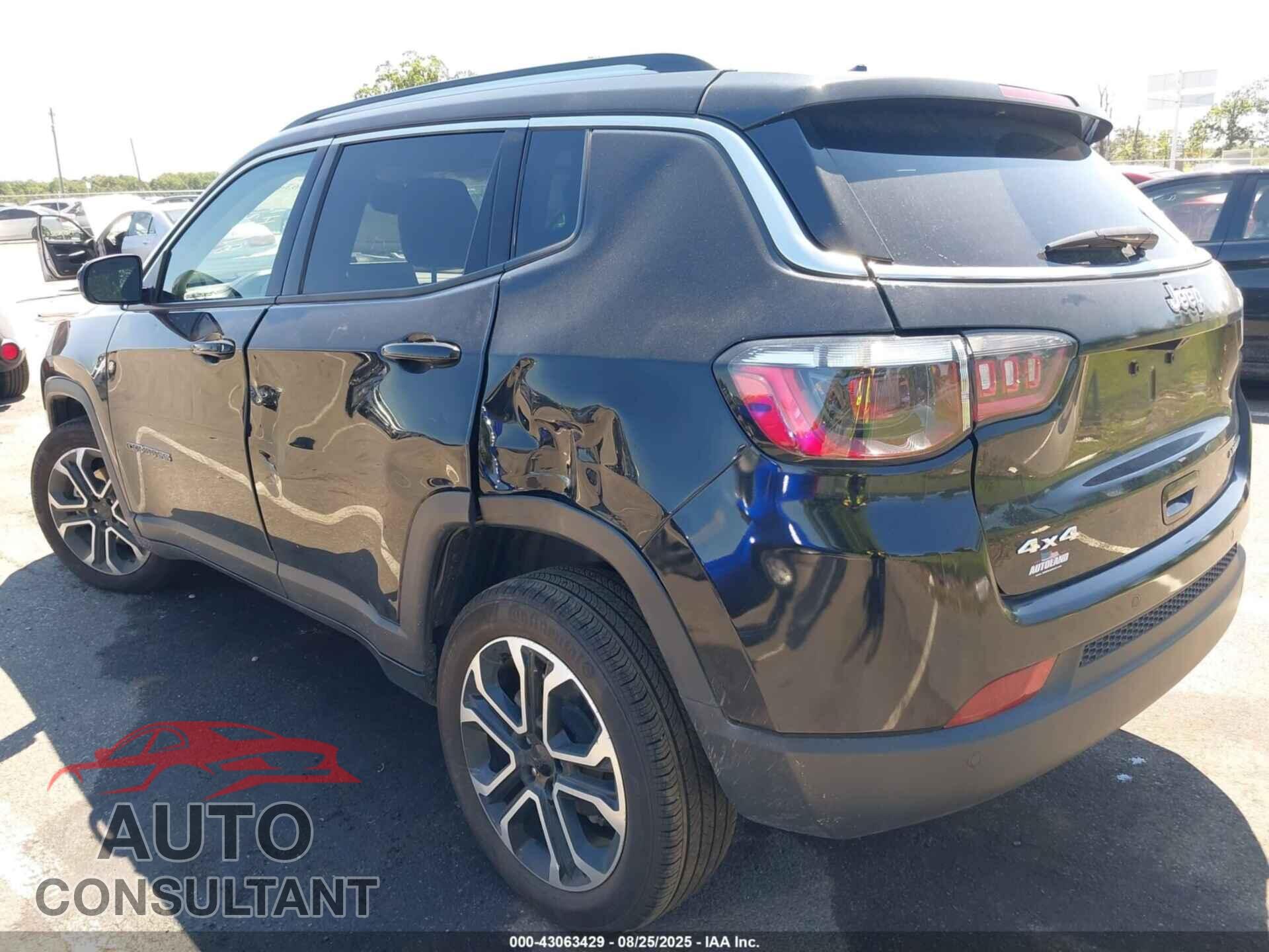 JEEP COMPASS 2022 - 3C4NJDCB5NT150056