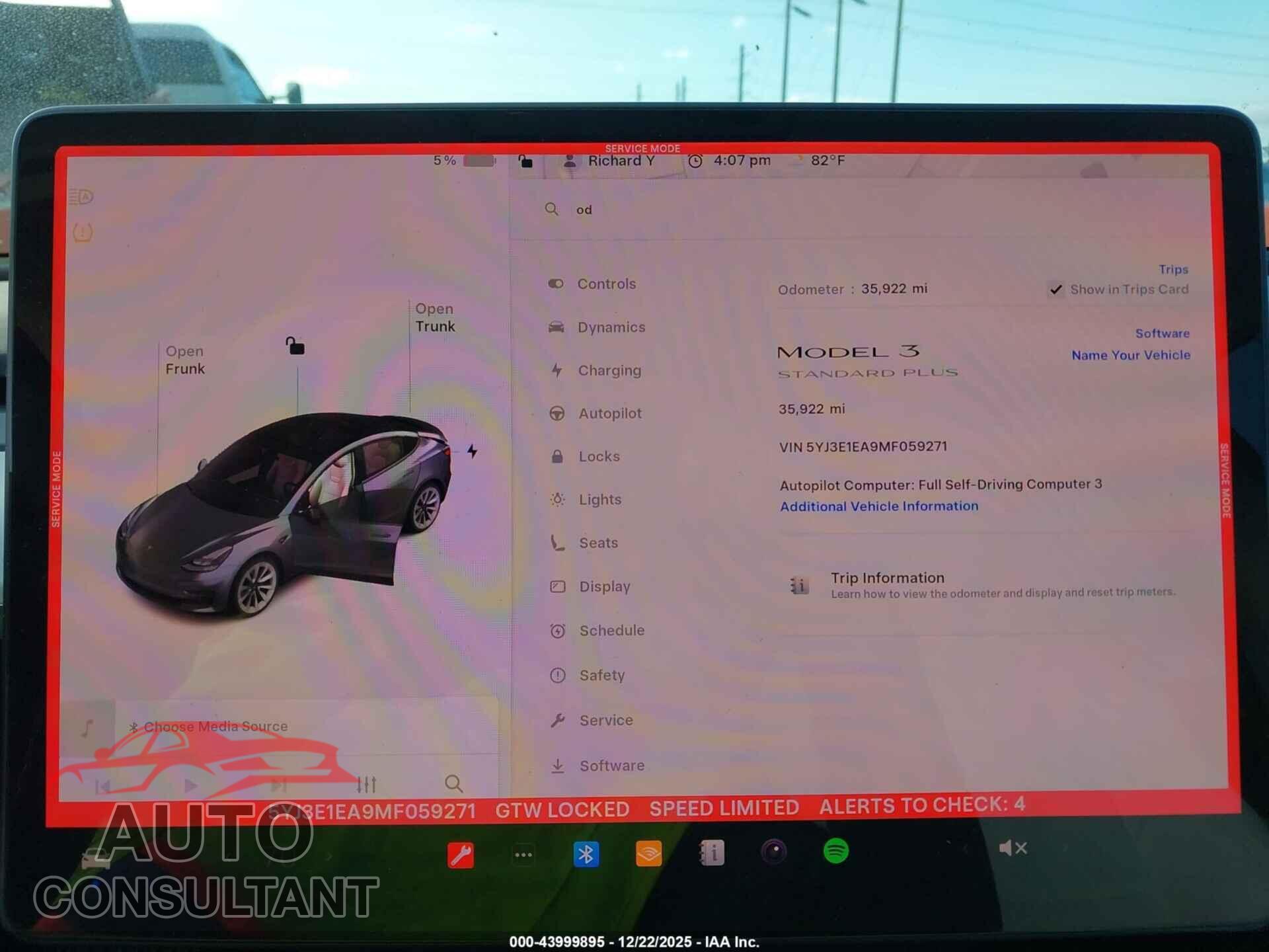TESLA MODEL 3 2021 - 5YJ3E1EA9MF059271