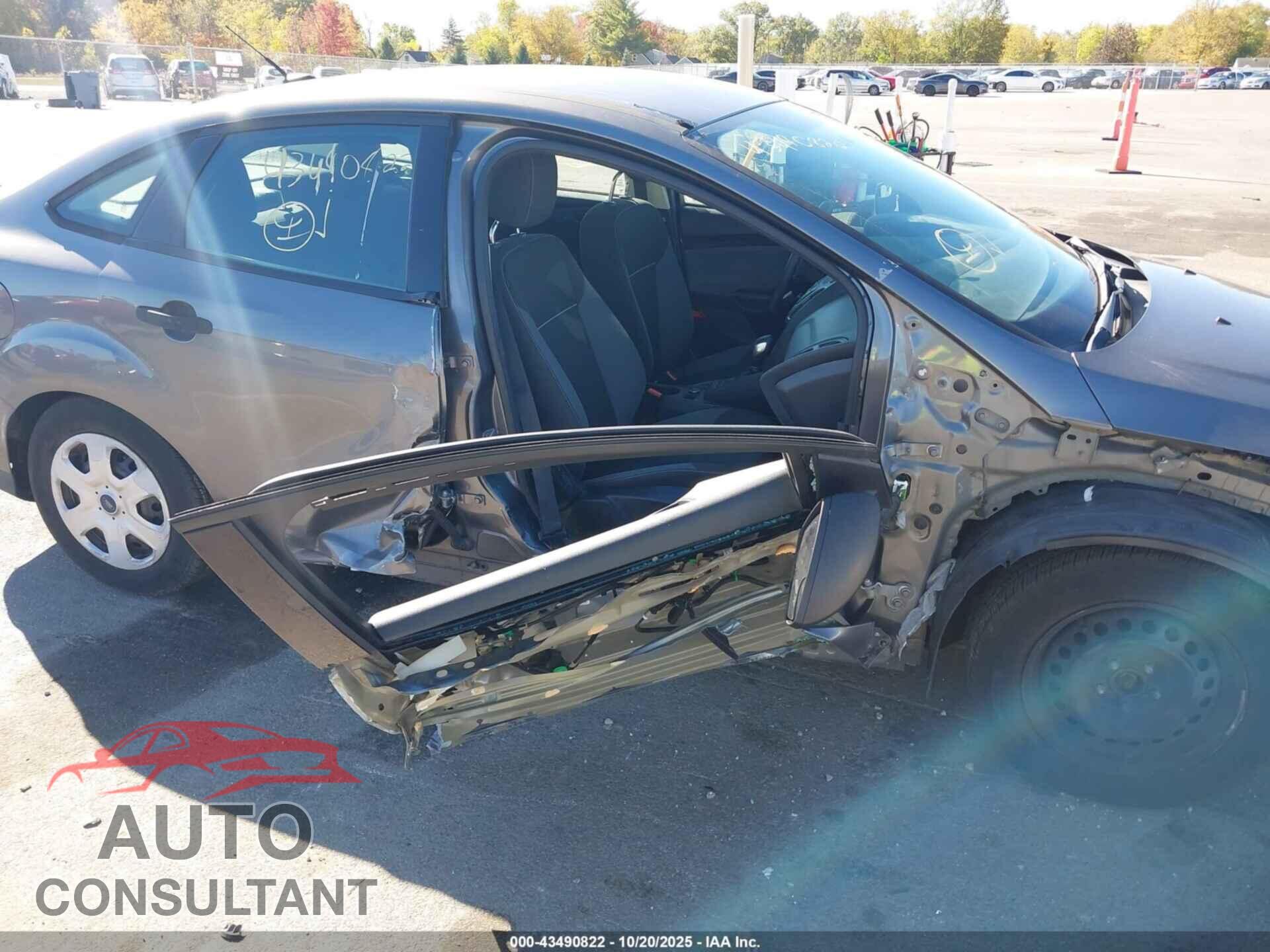FORD FOCUS 2014 - 1FADP3E29EL223089