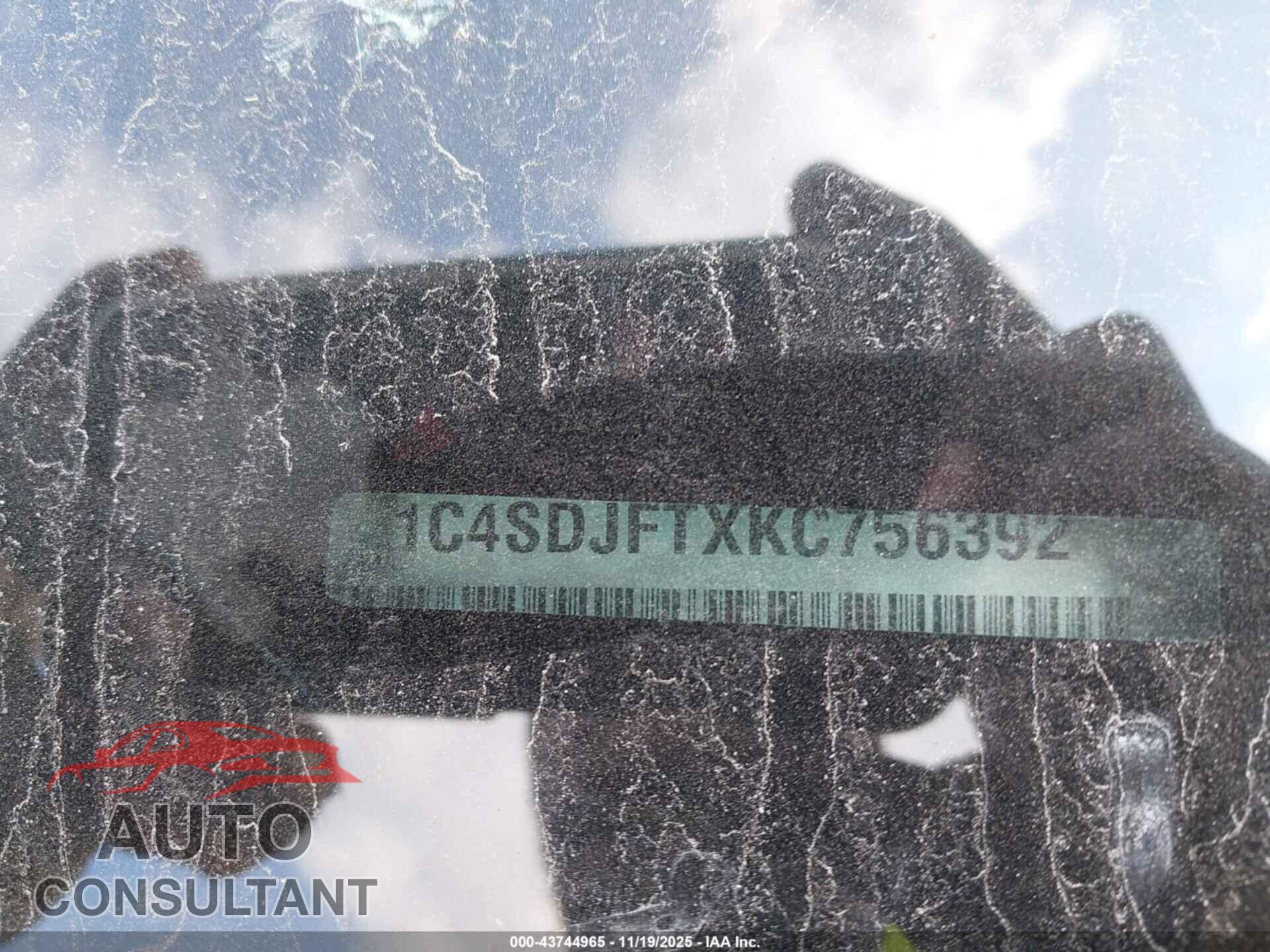 DODGE DURANGO 2019 - 1C4SDJFTXKC756392