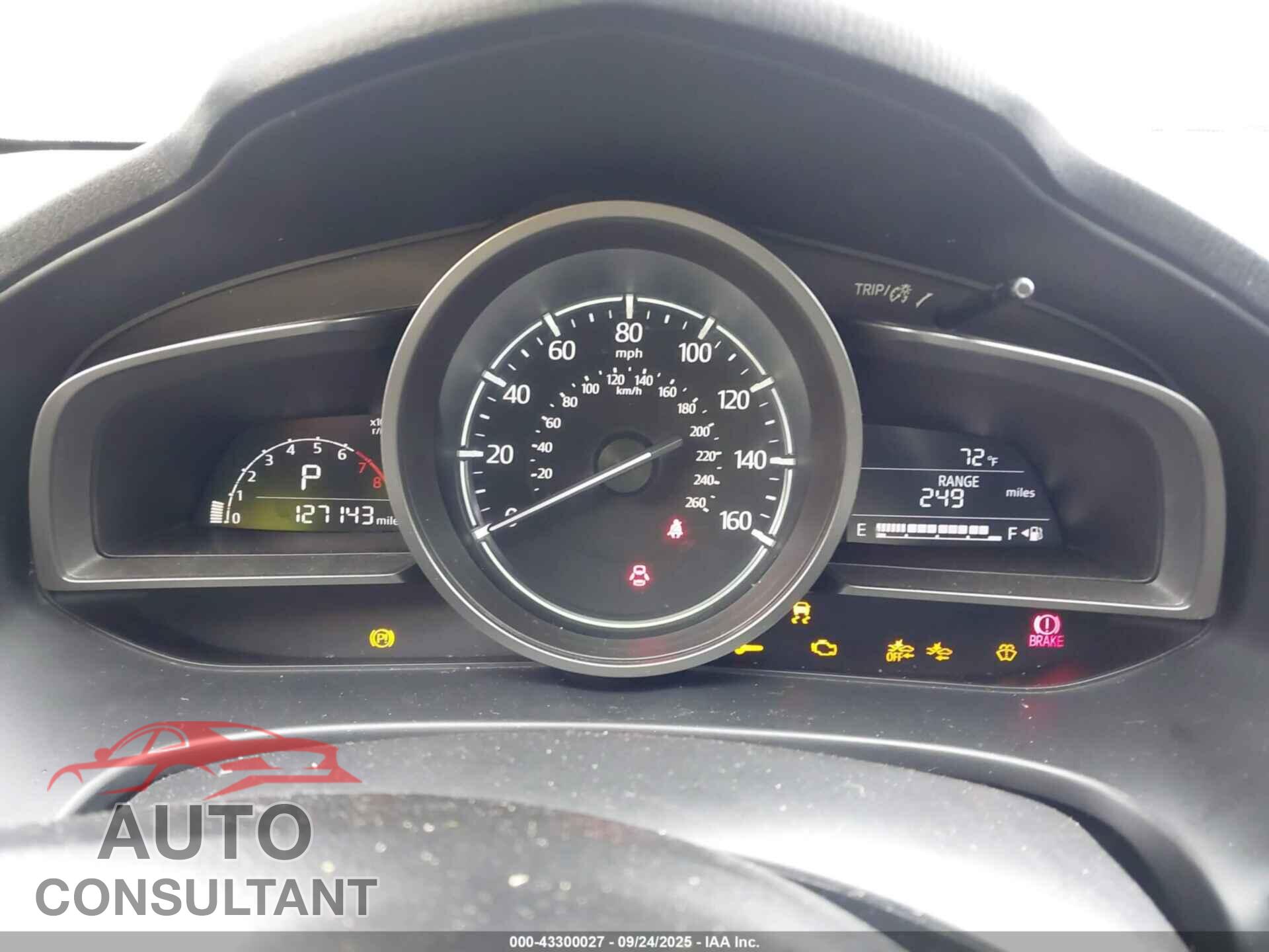 MAZDA MAZDA3 2017 - 3MZBN1L78HM121275