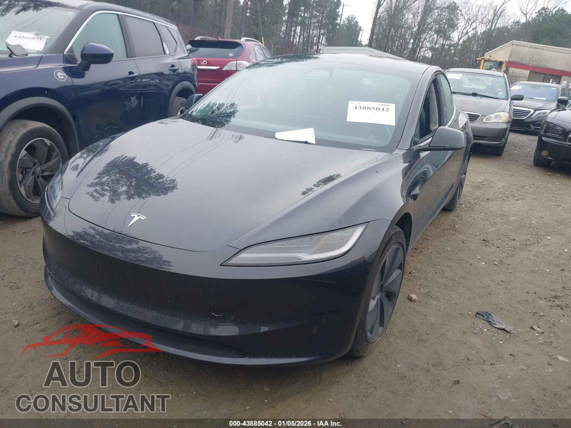TESLA MODEL 3 2024 - 5YJ3E1EA4RF868281
