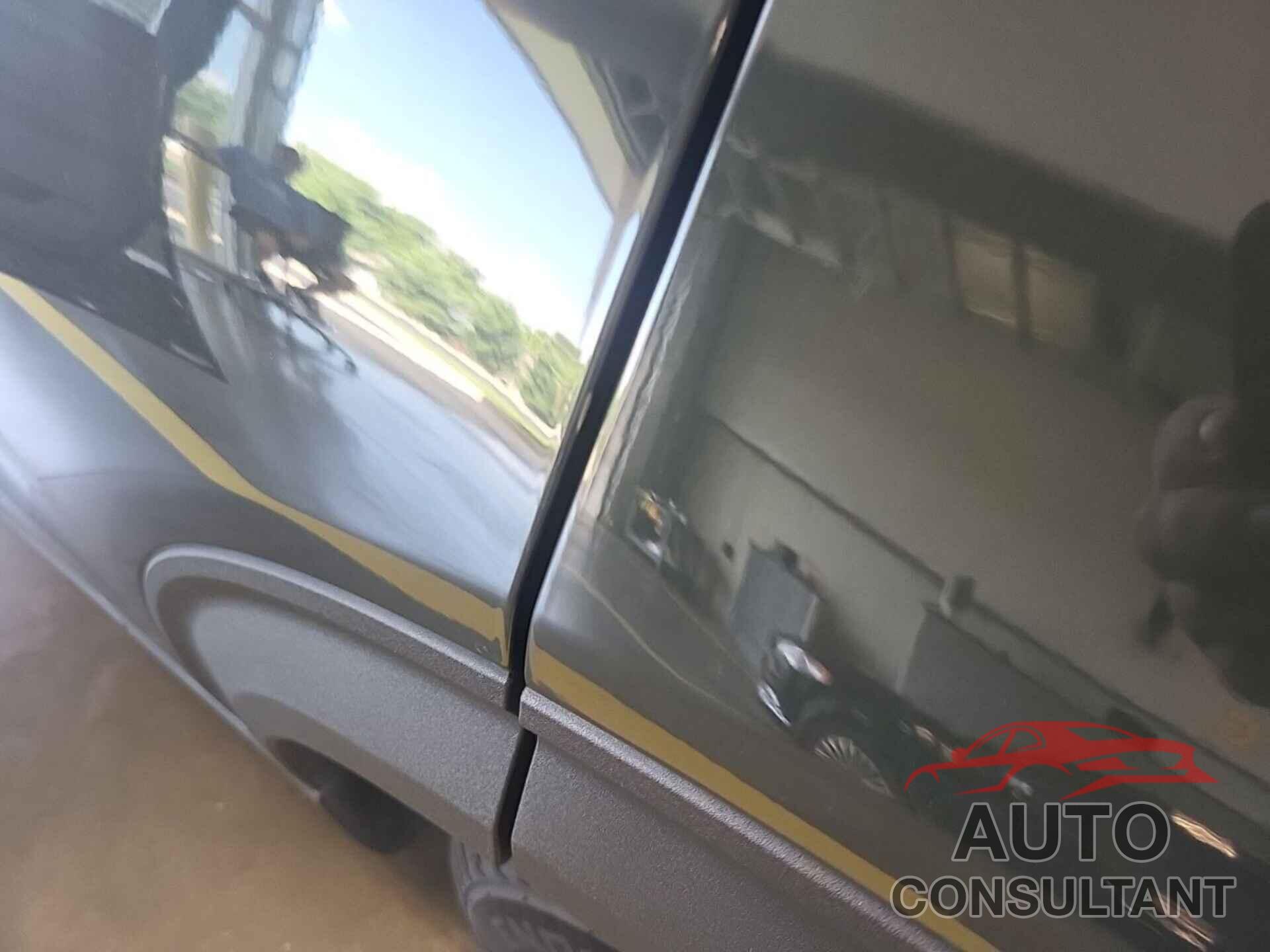 FORD EXPLORER 2023 - 1FMSK7BH9PGB27082