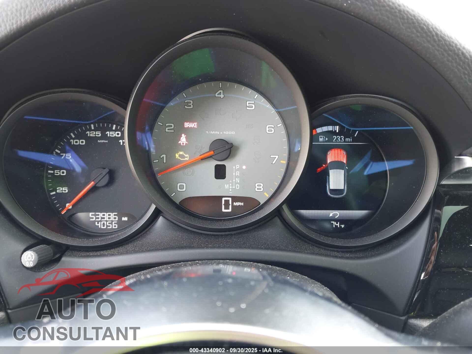 PORSCHE MACAN 2016 - WP1AB2A54GLB50205