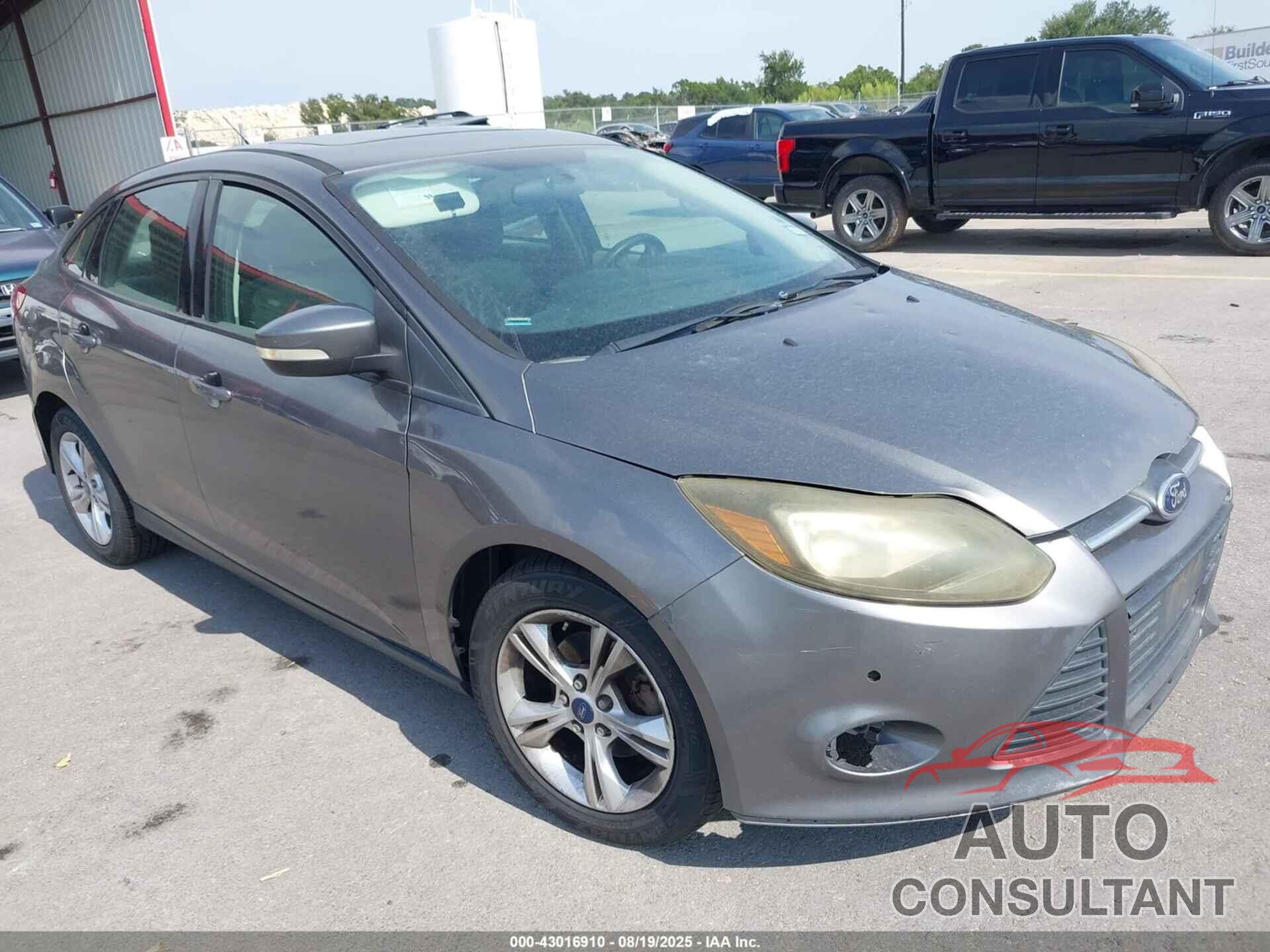 FORD FOCUS 2014 - 1FADP3F24EL301017