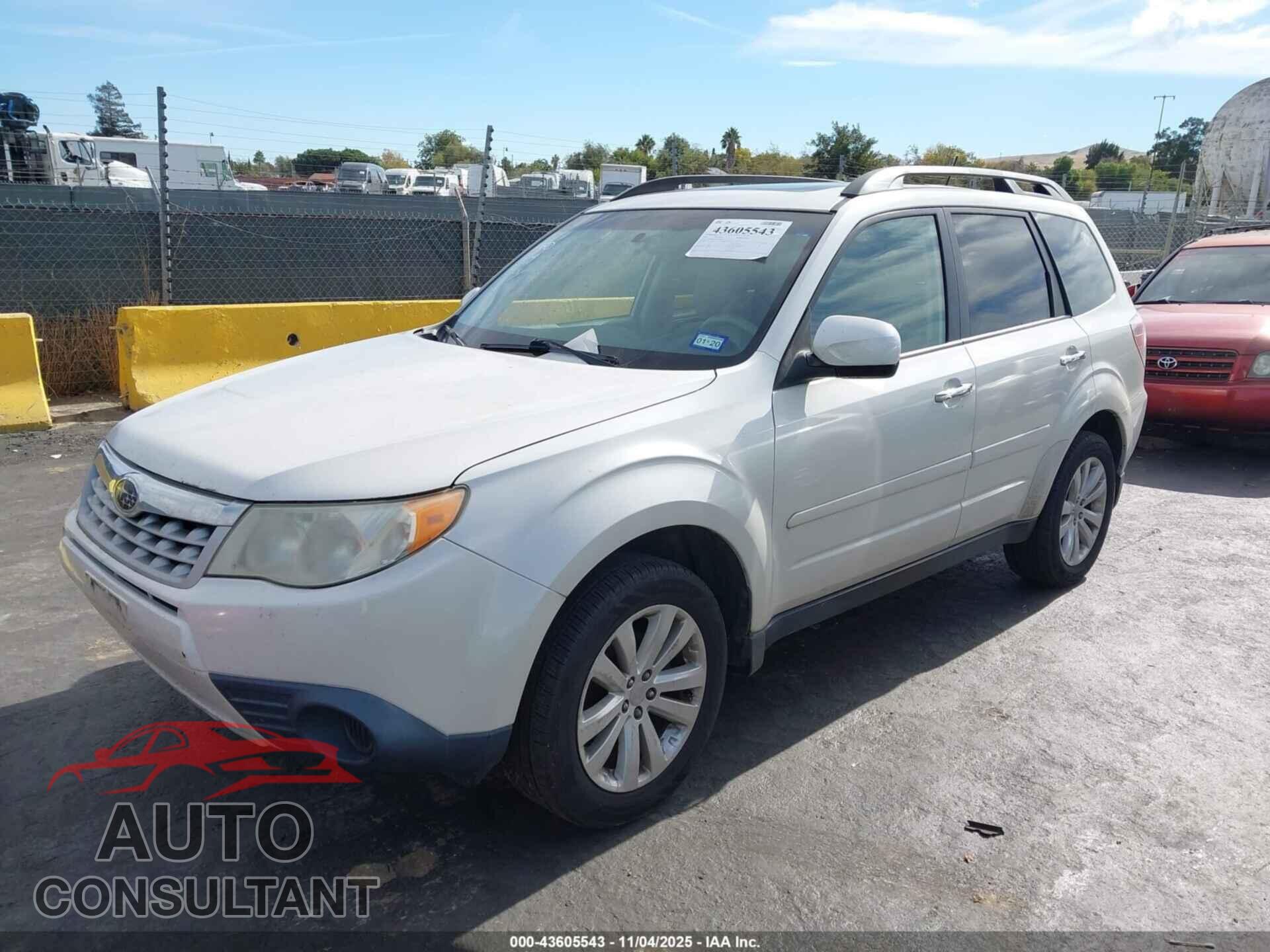 SUBARU FORESTER 2011 - JF2SHBDC8BH782880