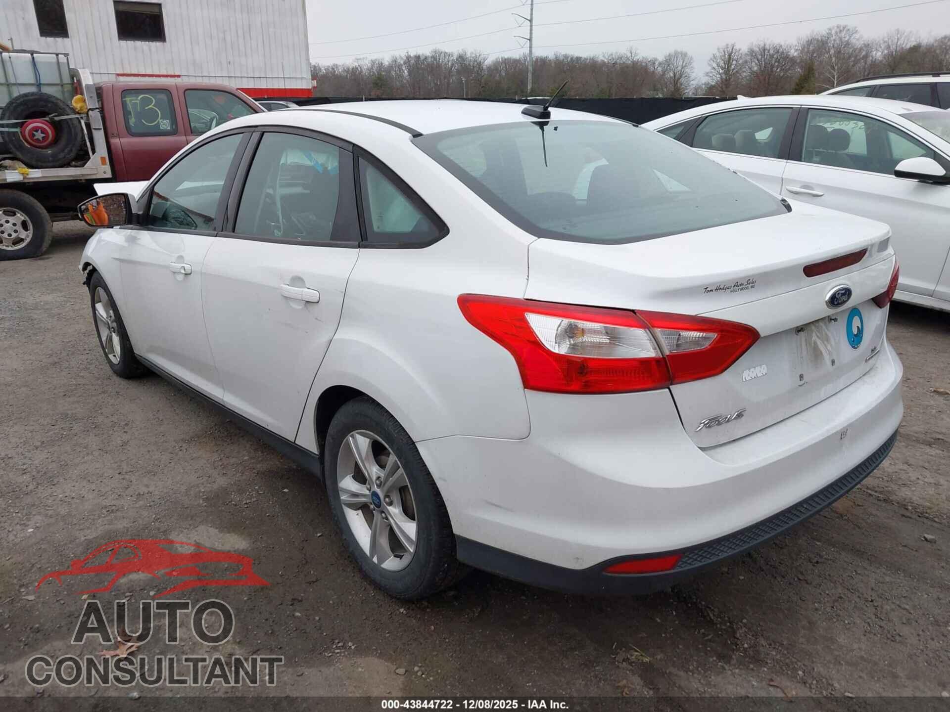 FORD FOCUS 2014 - 1FADP3F23EL288146