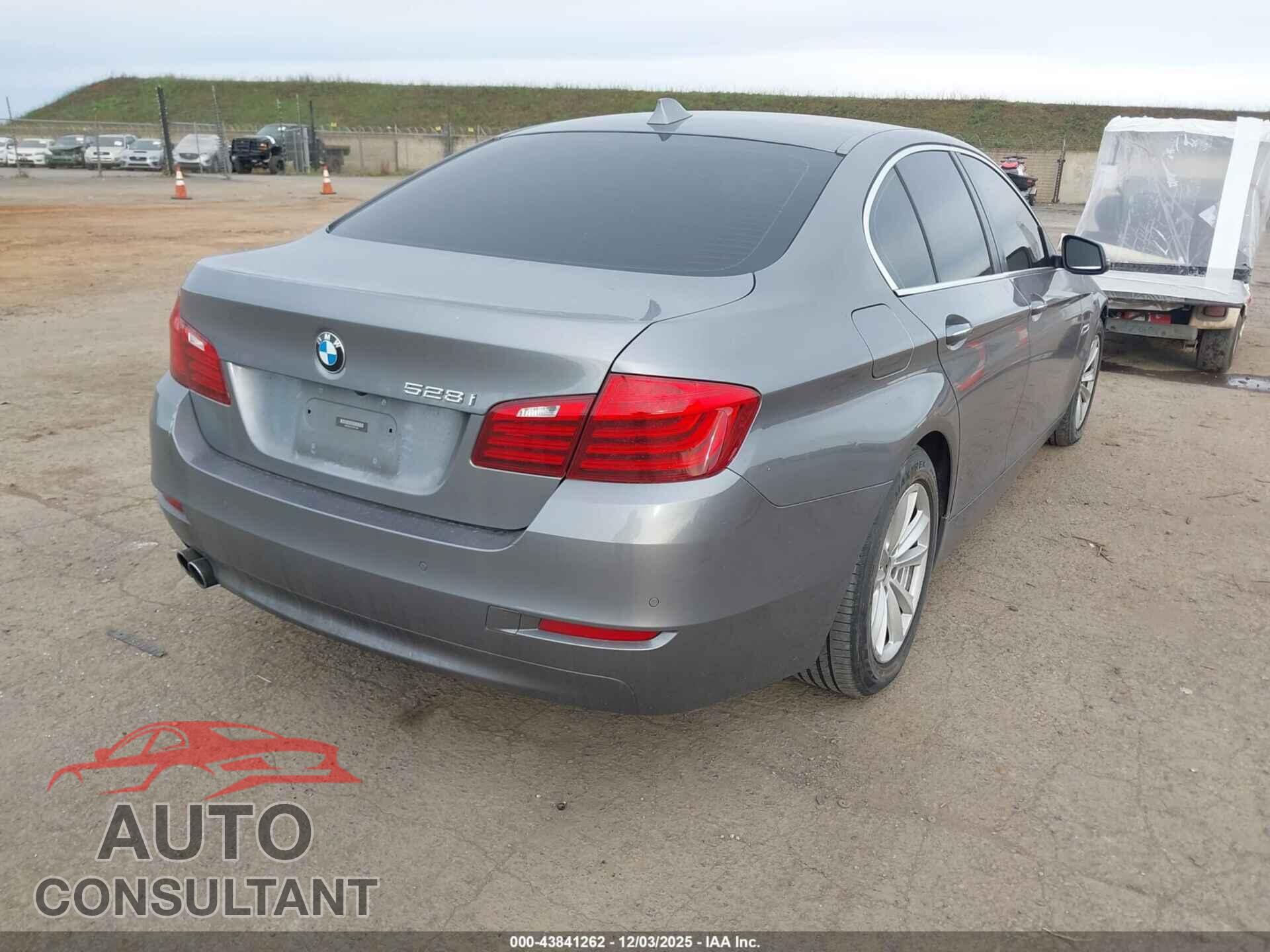 BMW 528I 2015 - WBA5A5C53FD521560