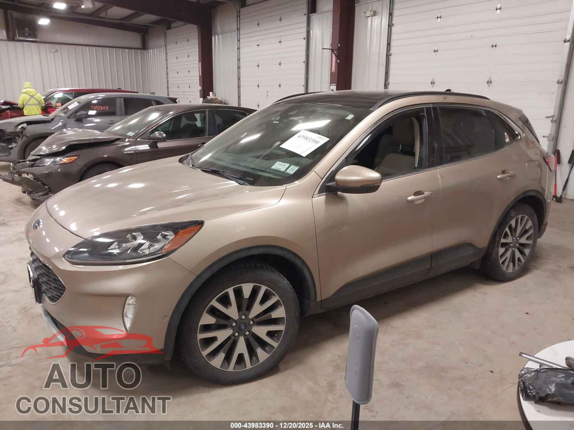 FORD ESCAPE 2020 - 1FMCU9J9XLUA71735