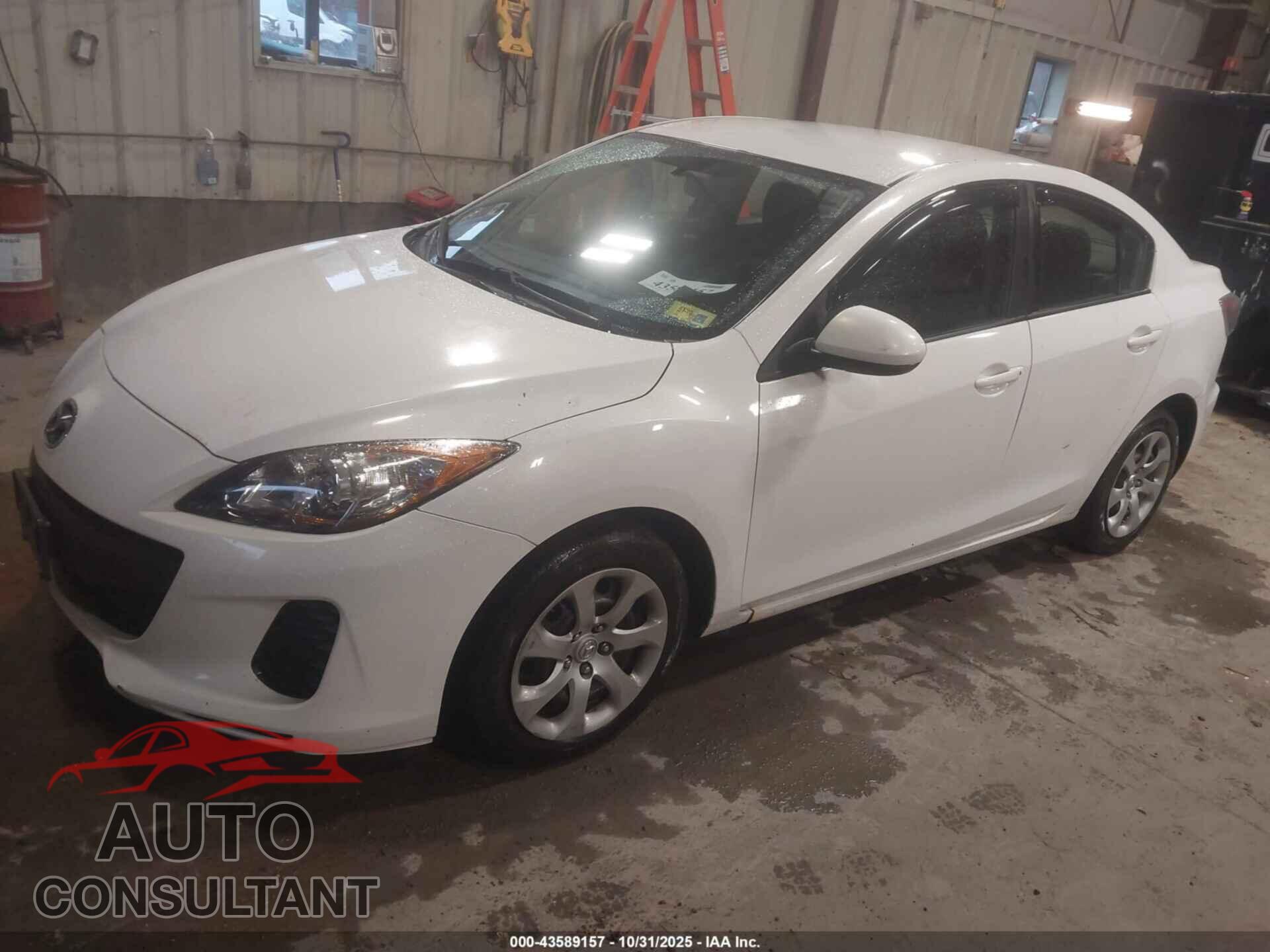 MAZDA MAZDA3 2013 - JM1BL1TF7D1821103