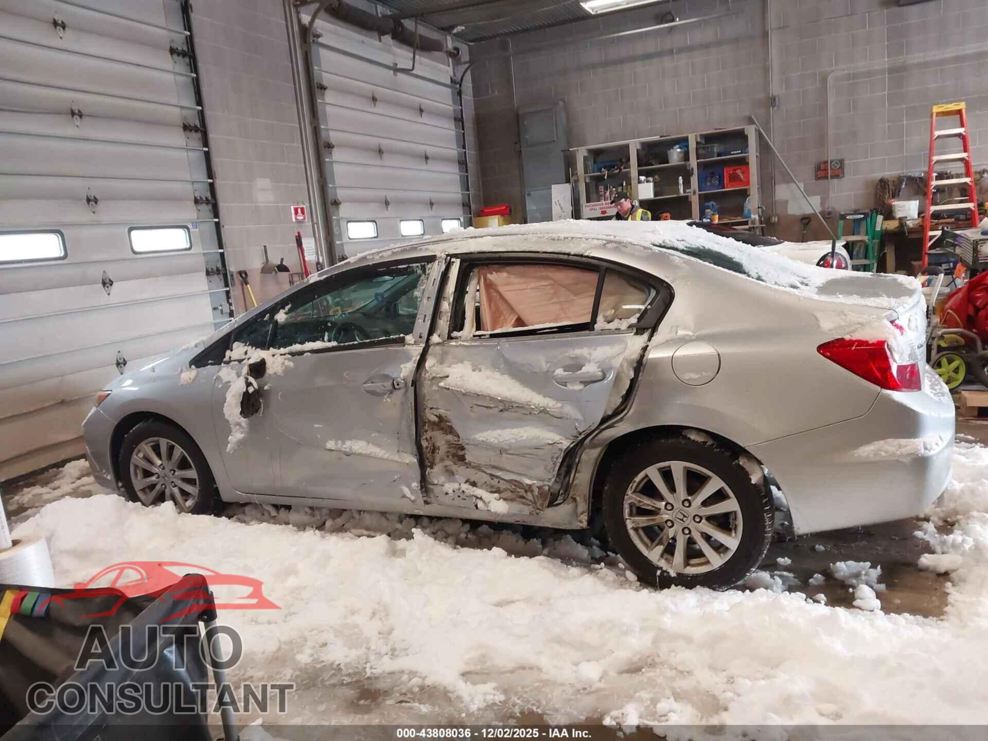 HONDA CIVIC 2012 - 19XFB2F84CE308071