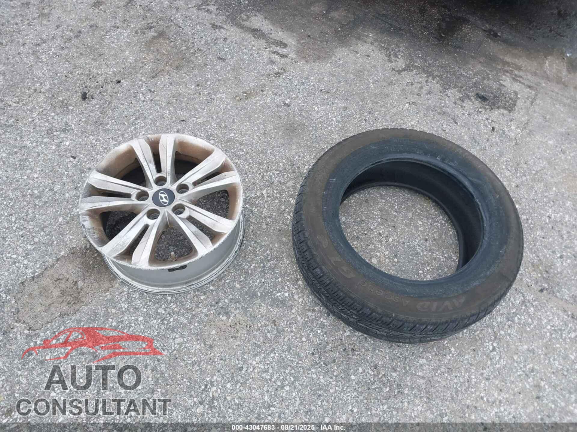 HYUNDAI SONATA 2012 - 5NPEB4AC4CH498257
