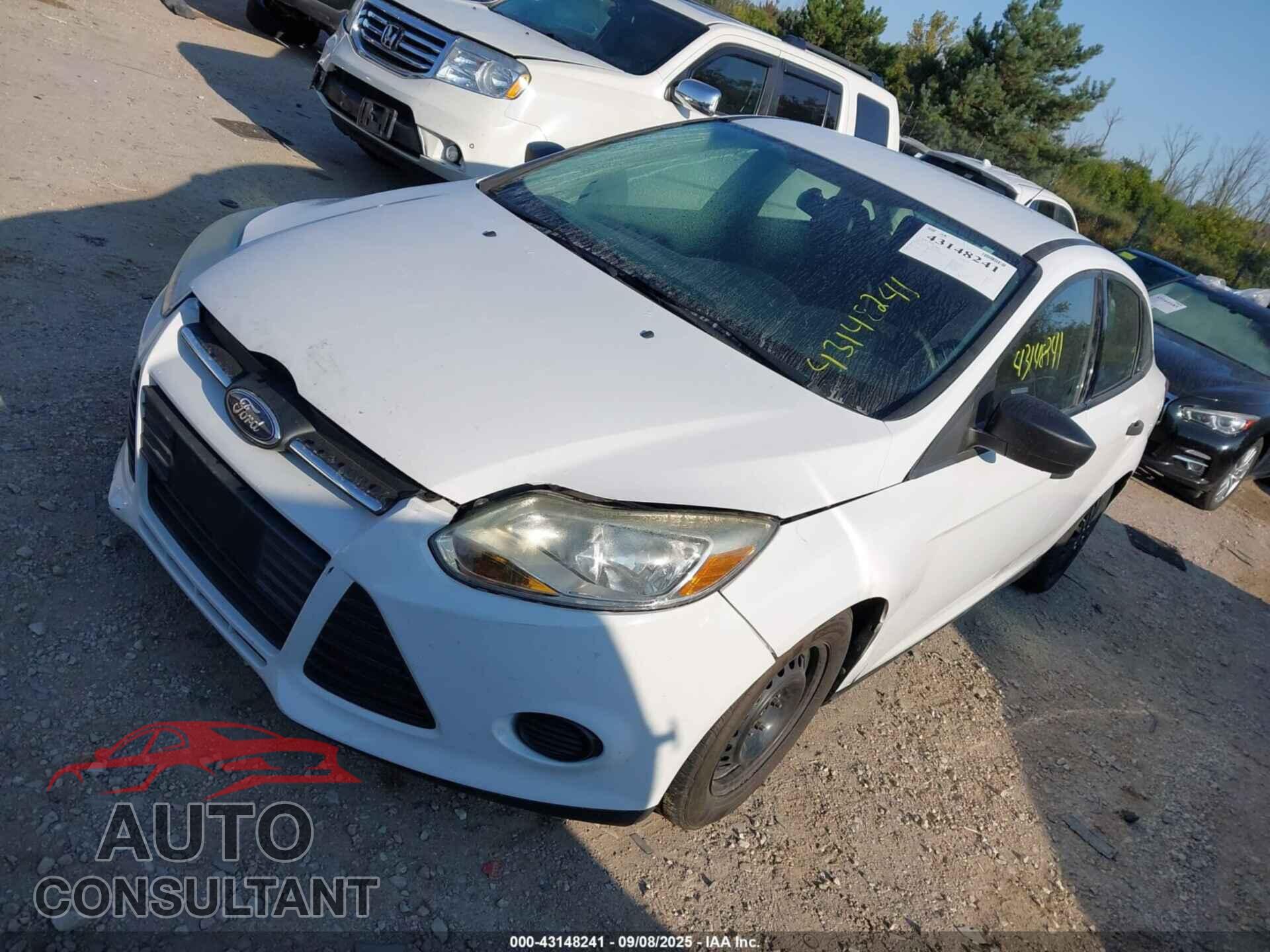 FORD FOCUS 2014 - 1FADP3E20EL171027