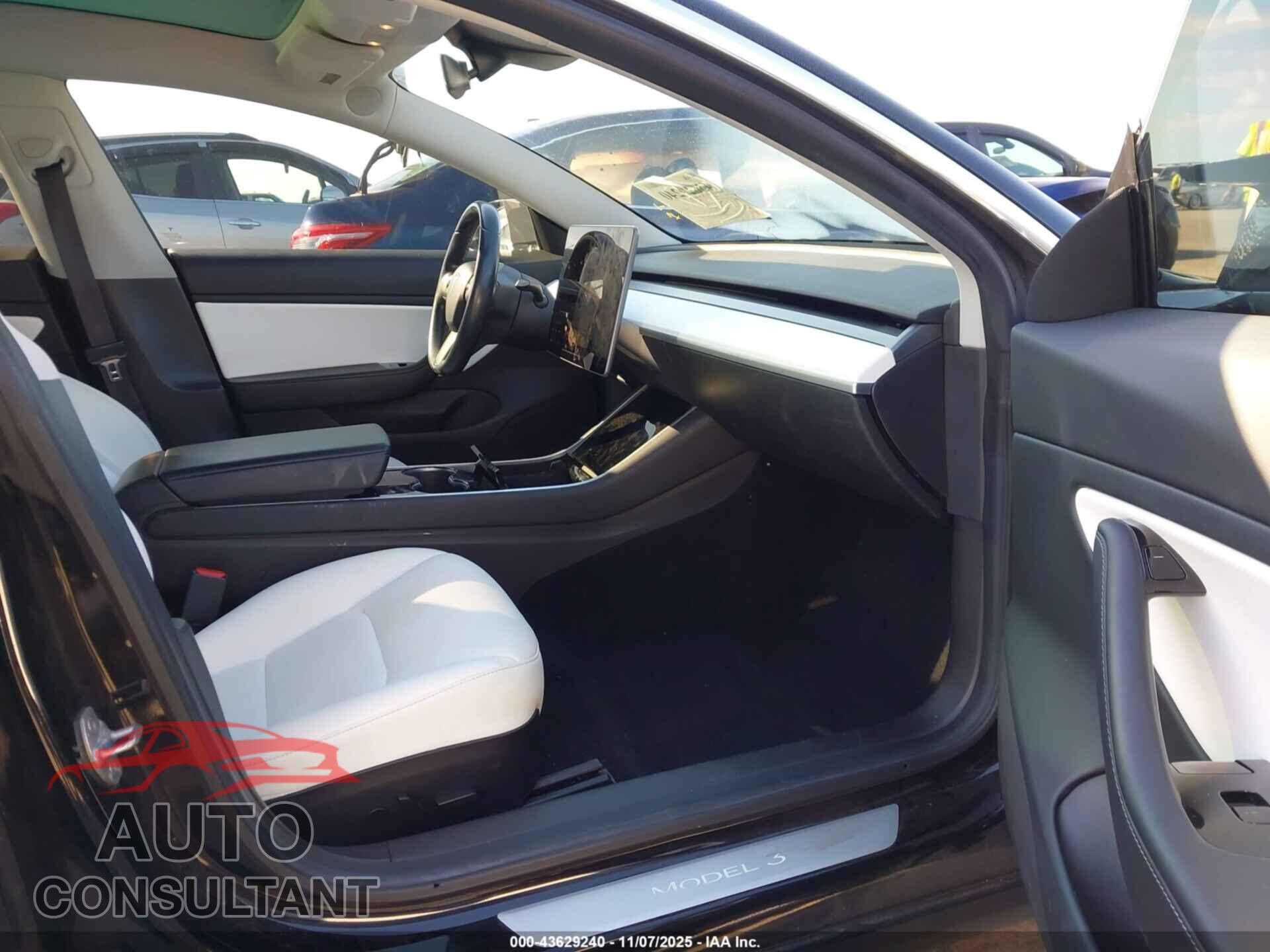 TESLA MODEL 3 2019 - 5YJ3E1EB8KF413691