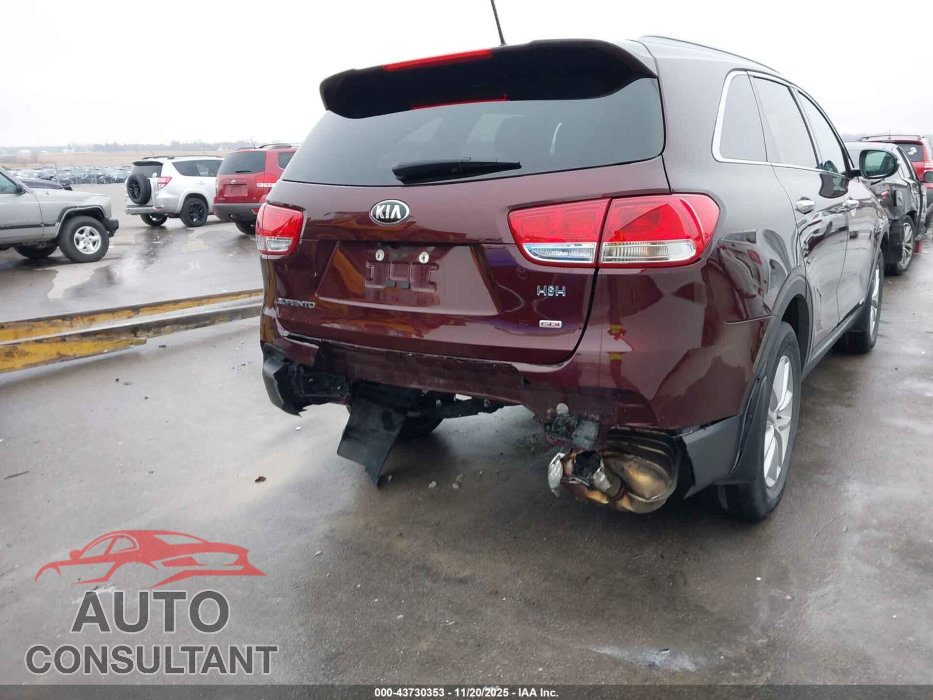 KIA SORENTO 2017 - 5XYPGDA32HG274221