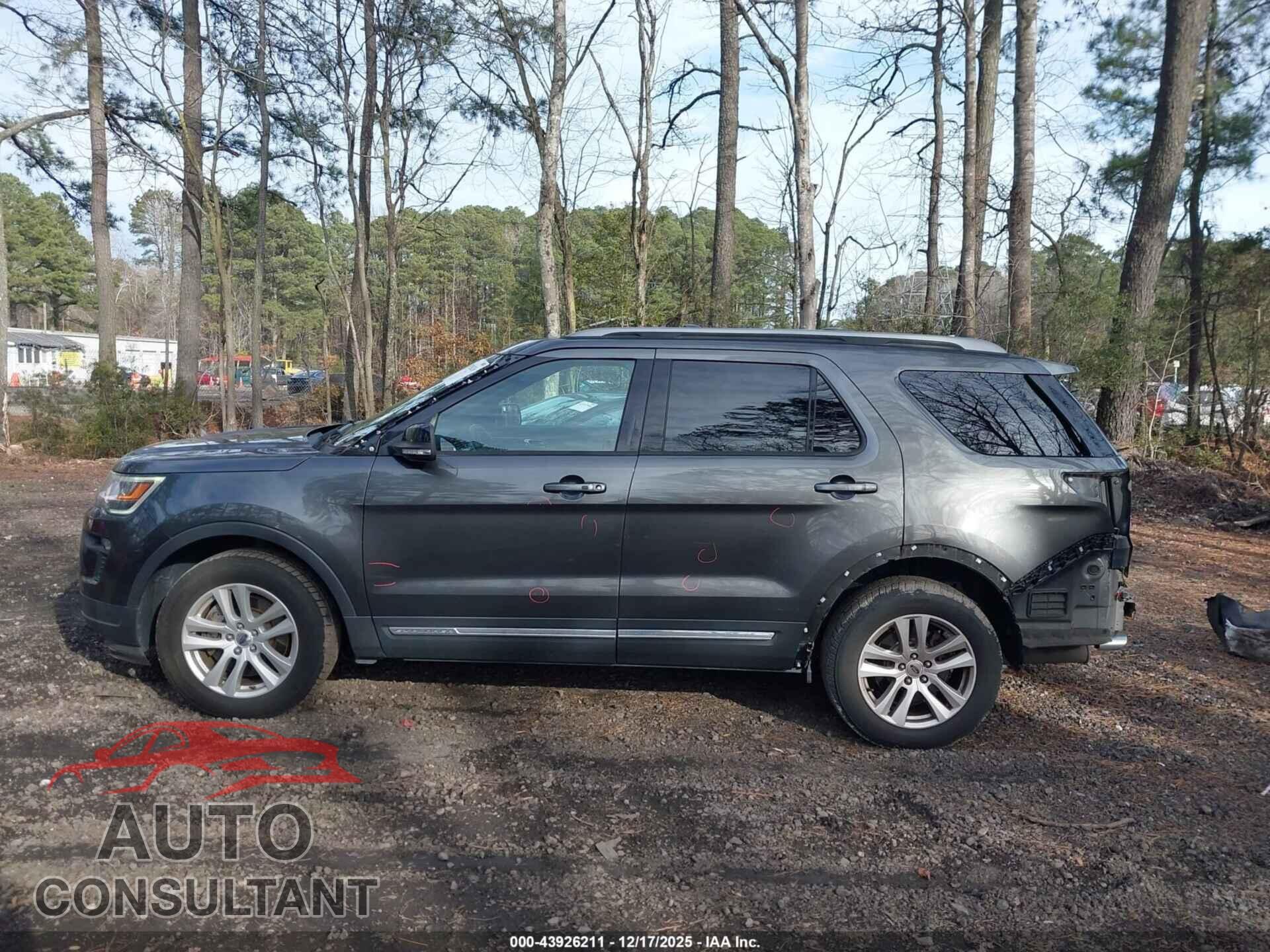 FORD EXPLORER 2018 - 1FM5K8DH3JGB01911