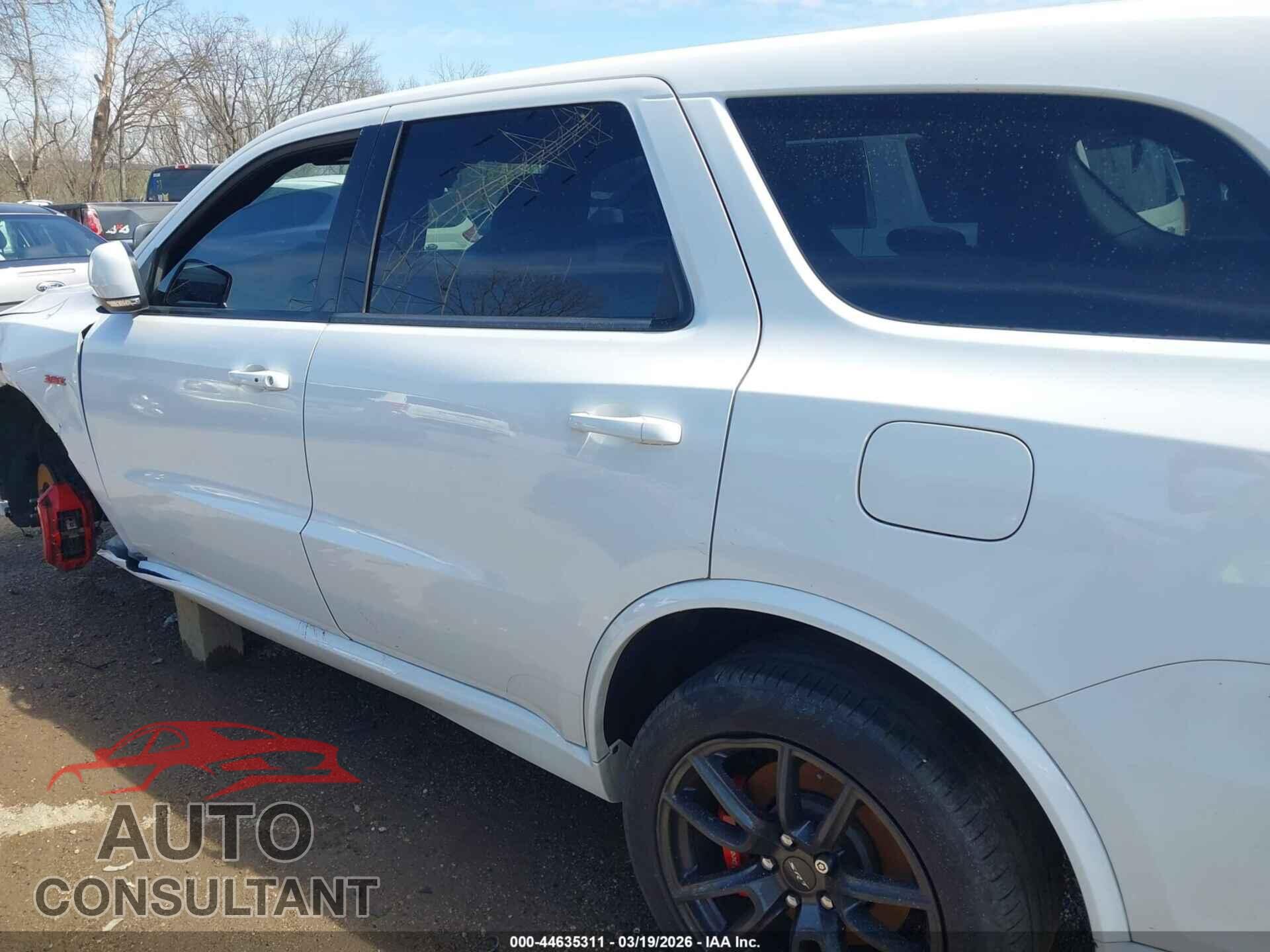 DODGE DURANGO 2018 - 1C4SDJGJ2JC201738