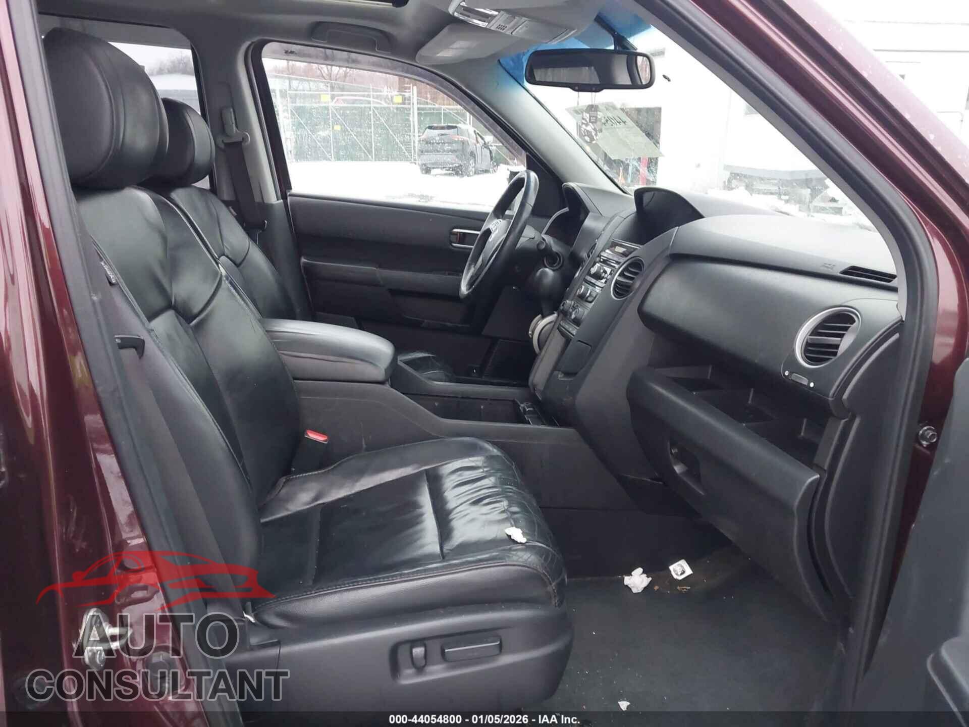 HONDA PILOT 2013 - 5FNYF4H5XDB081444