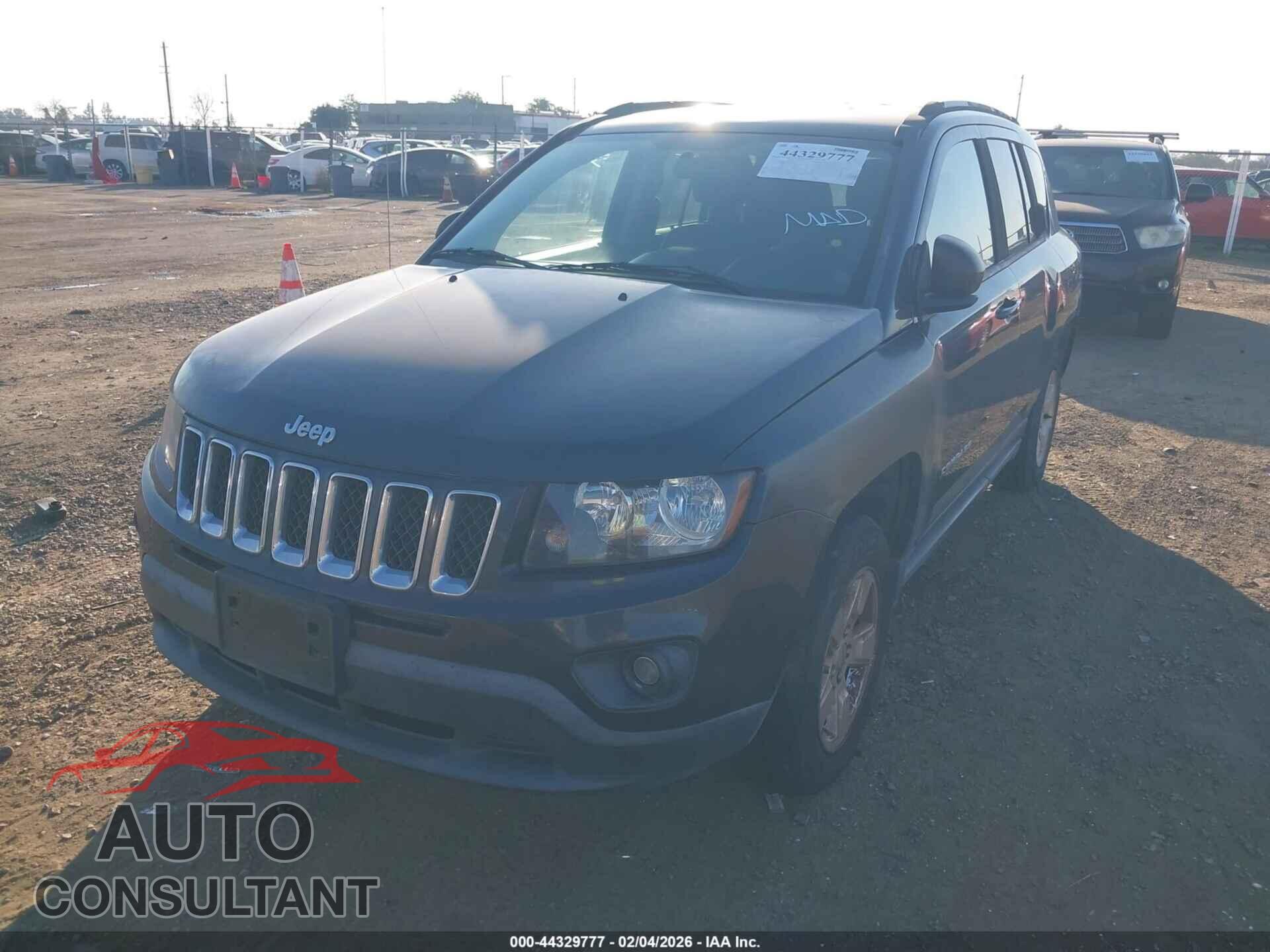 JEEP COMPASS 2015 - 1C4NJCBAXFD325895