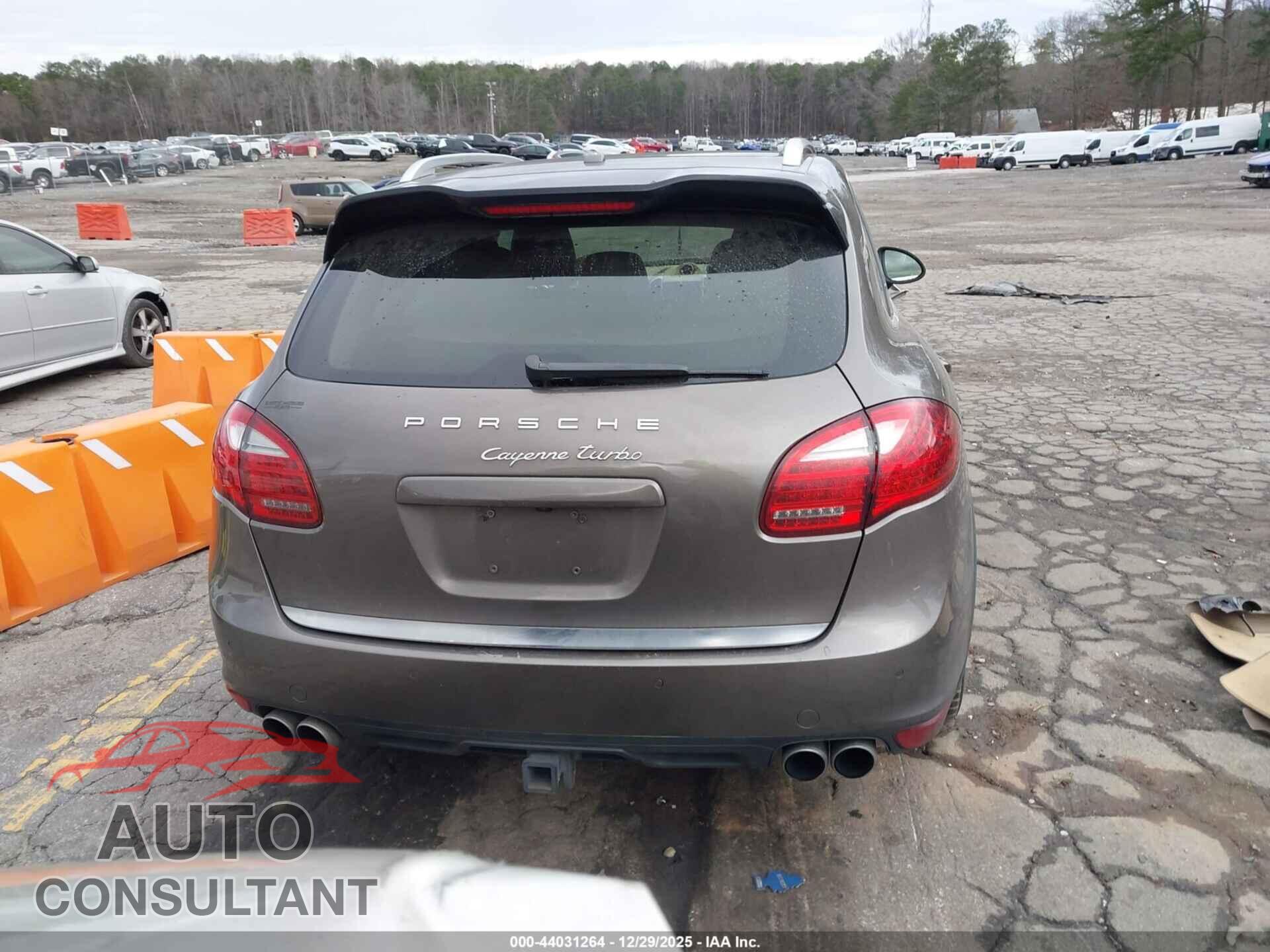 PORSCHE CAYENNE 2013 - WP1AC2A21DLA90690