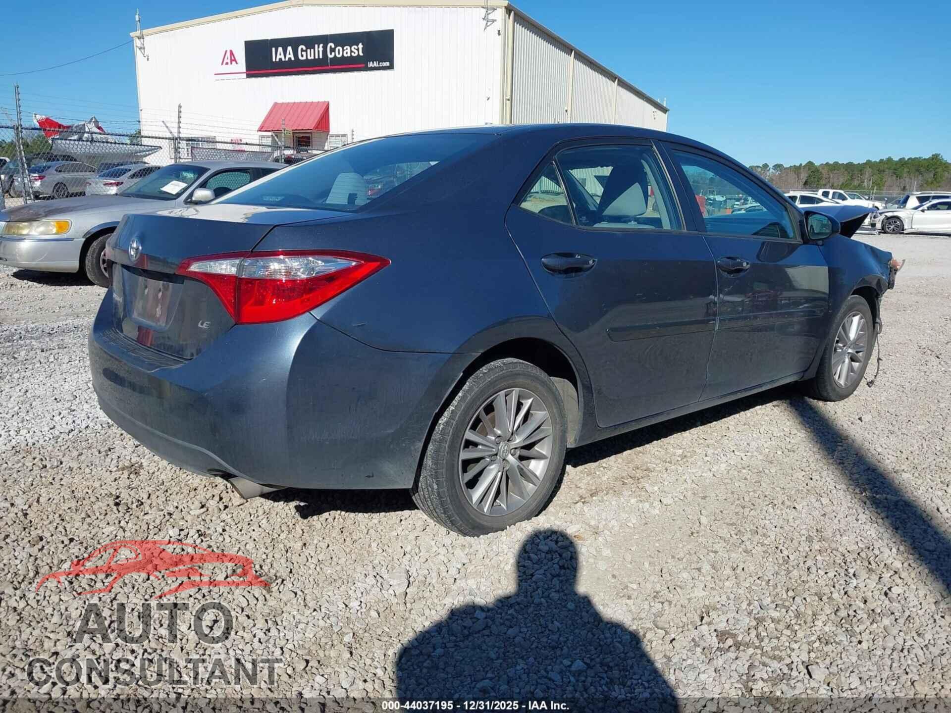 TOYOTA COROLLA 2015 - 2T1BURHE3FC313799