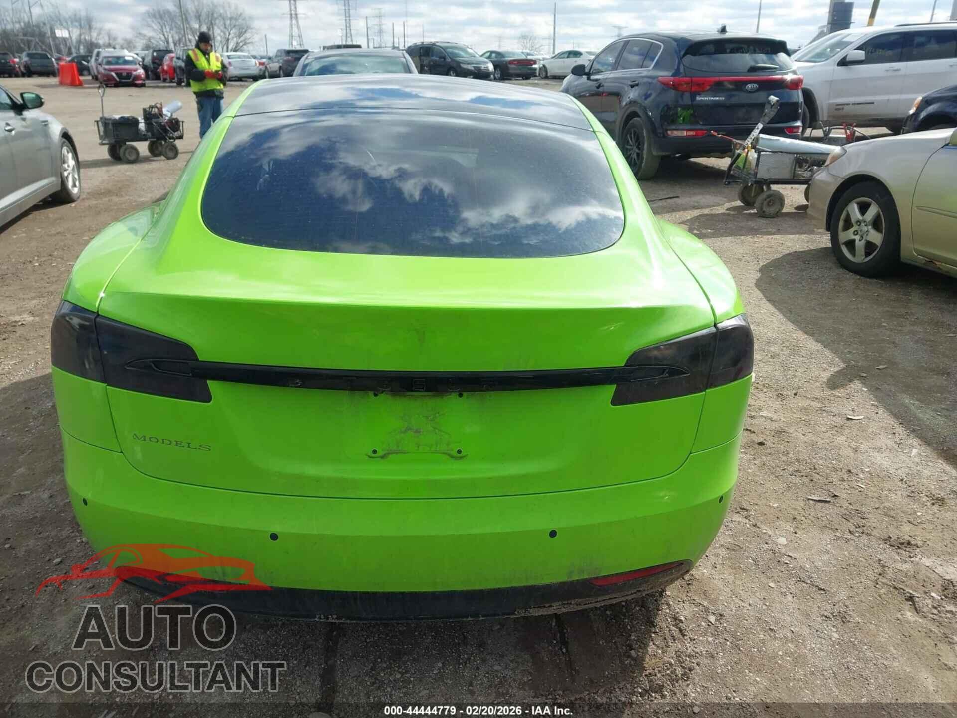 TESLA MODEL S 2017 - 5YJSA1E28HF209800
