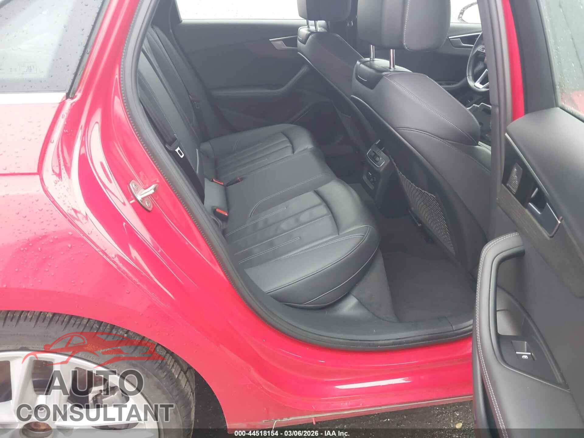 AUDI A4 2024 - WAUEAAF49RN006671