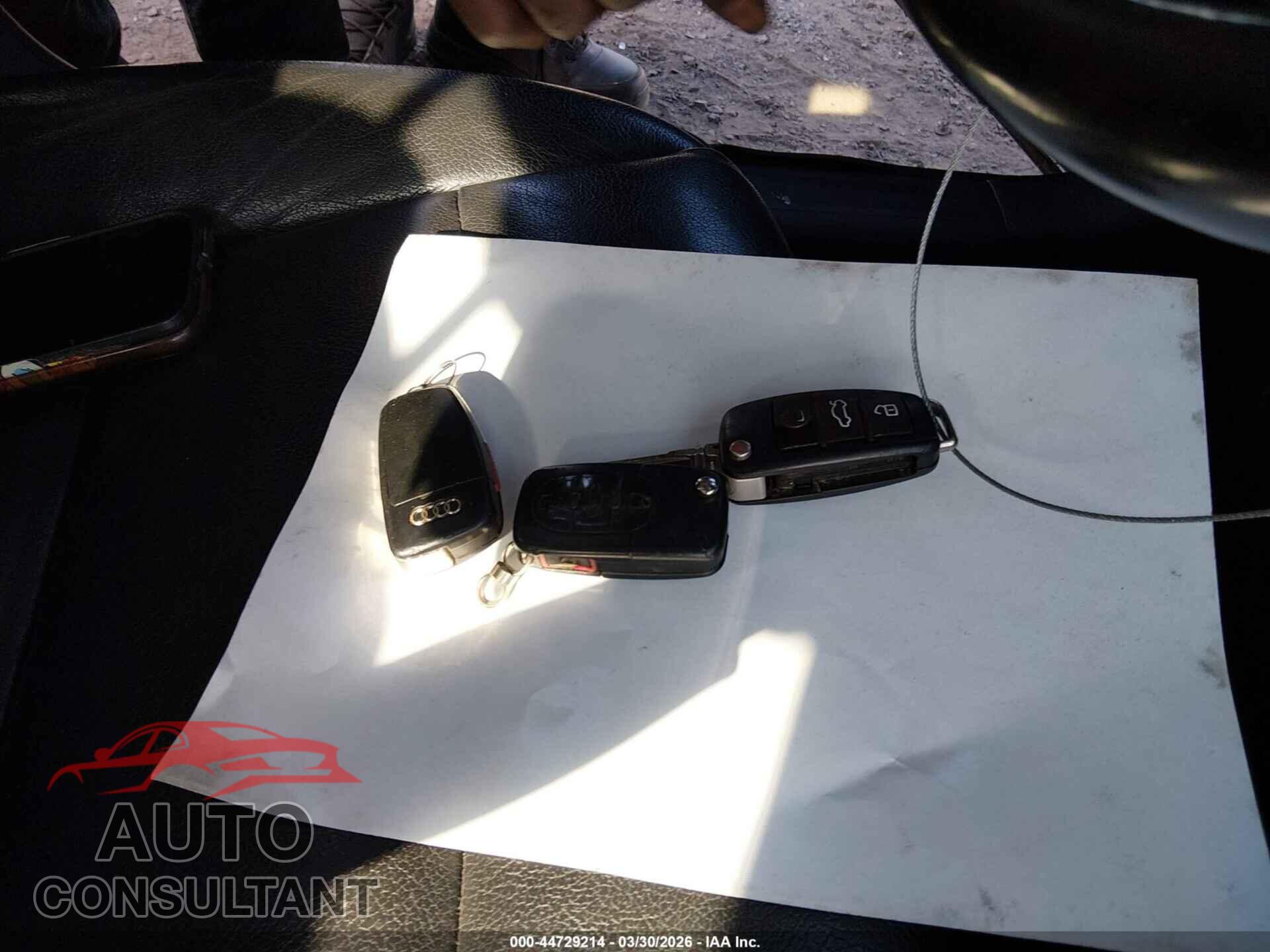 AUDI A3 2013 - WAUDFAFM0DA017569