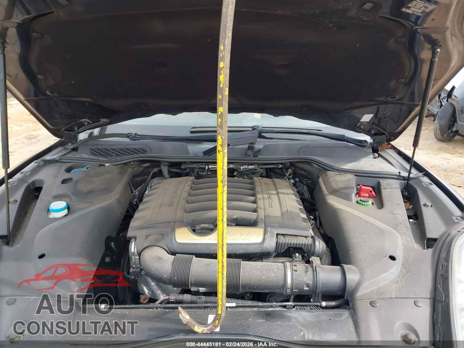 PORSCHE CAYENNE 2016 - WP1AA2A22GLA03468