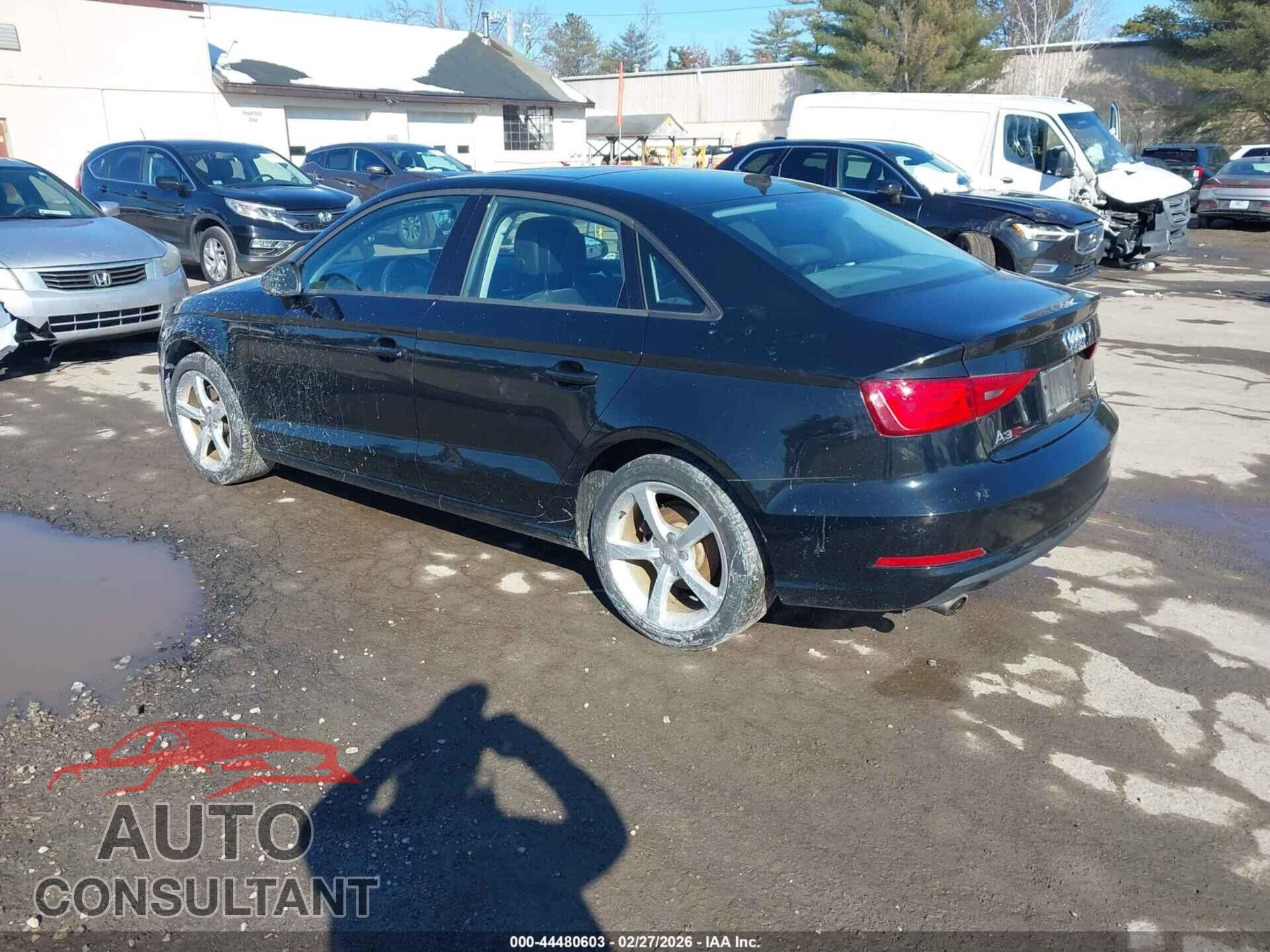AUDI A3 2015 - WAUBFGFF6F1004369