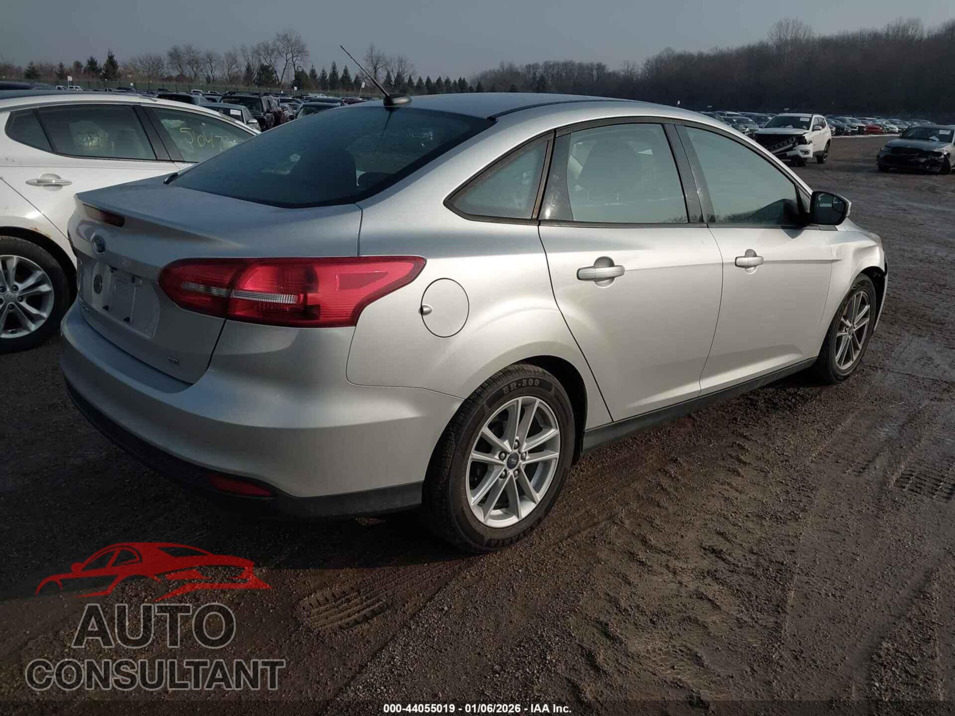 FORD FOCUS 2017 - 1FADP3F25HL300088