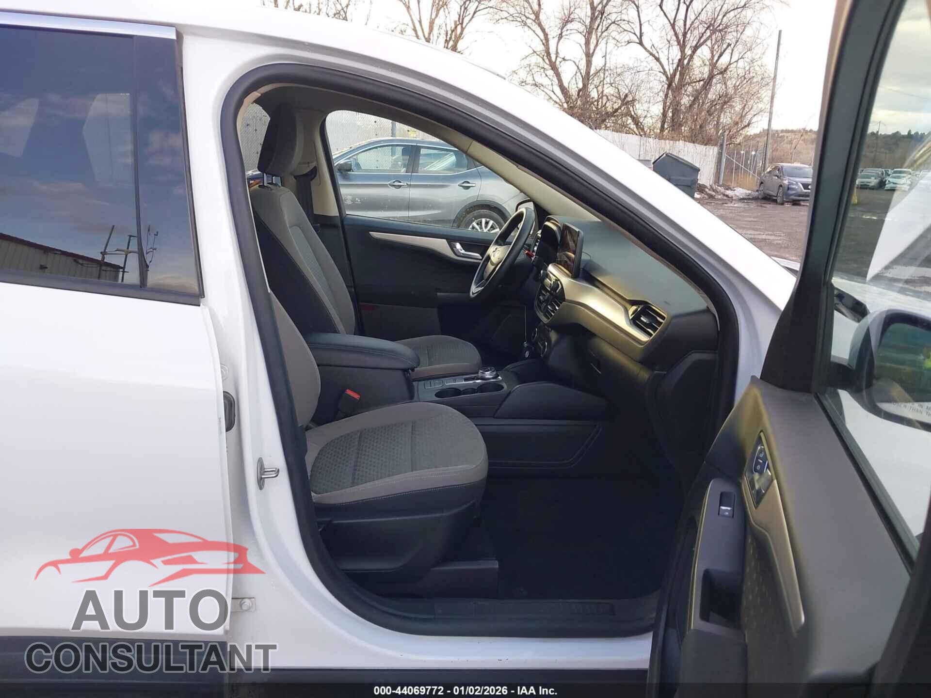 FORD ESCAPE 2020 - 1FMCU9G65LUA37005