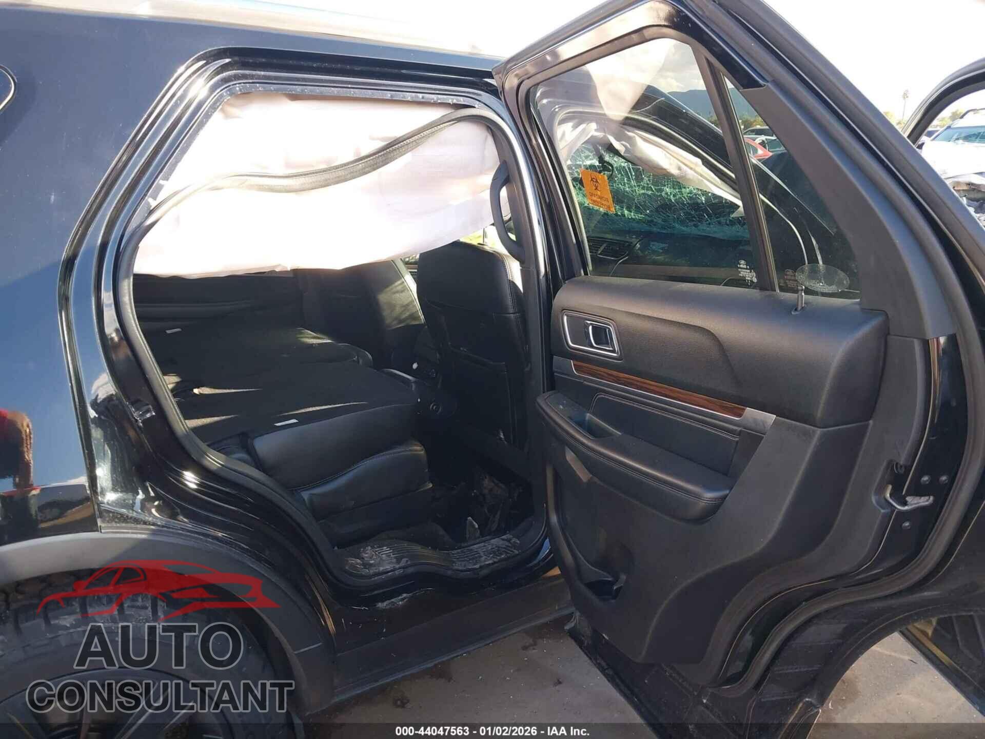 FORD EXPLORER 2018 - 1FM5K7F89JGB11284
