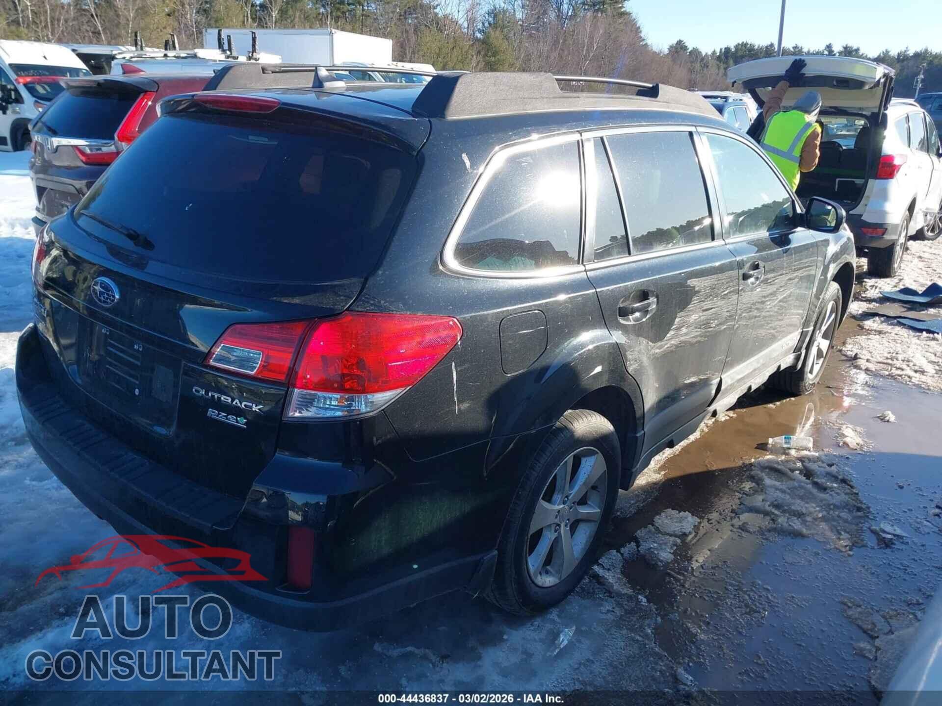 SUBARU OUTBACK 2014 - 4S4BRBLC1E3325421