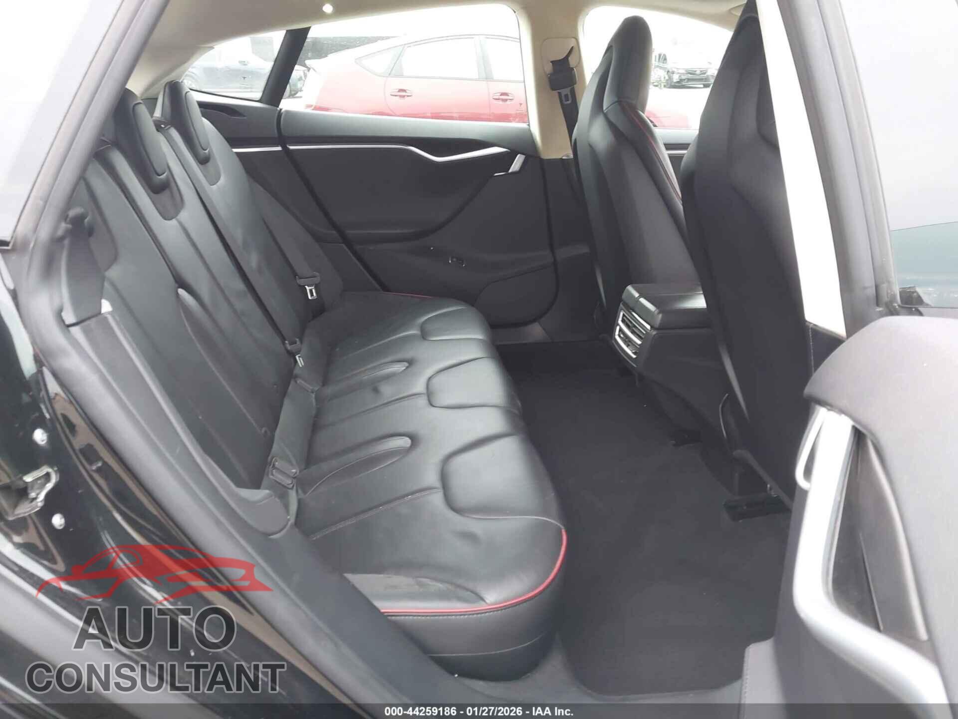 TESLA MODEL S 2013 - 5YJSA1DP6DFP13074