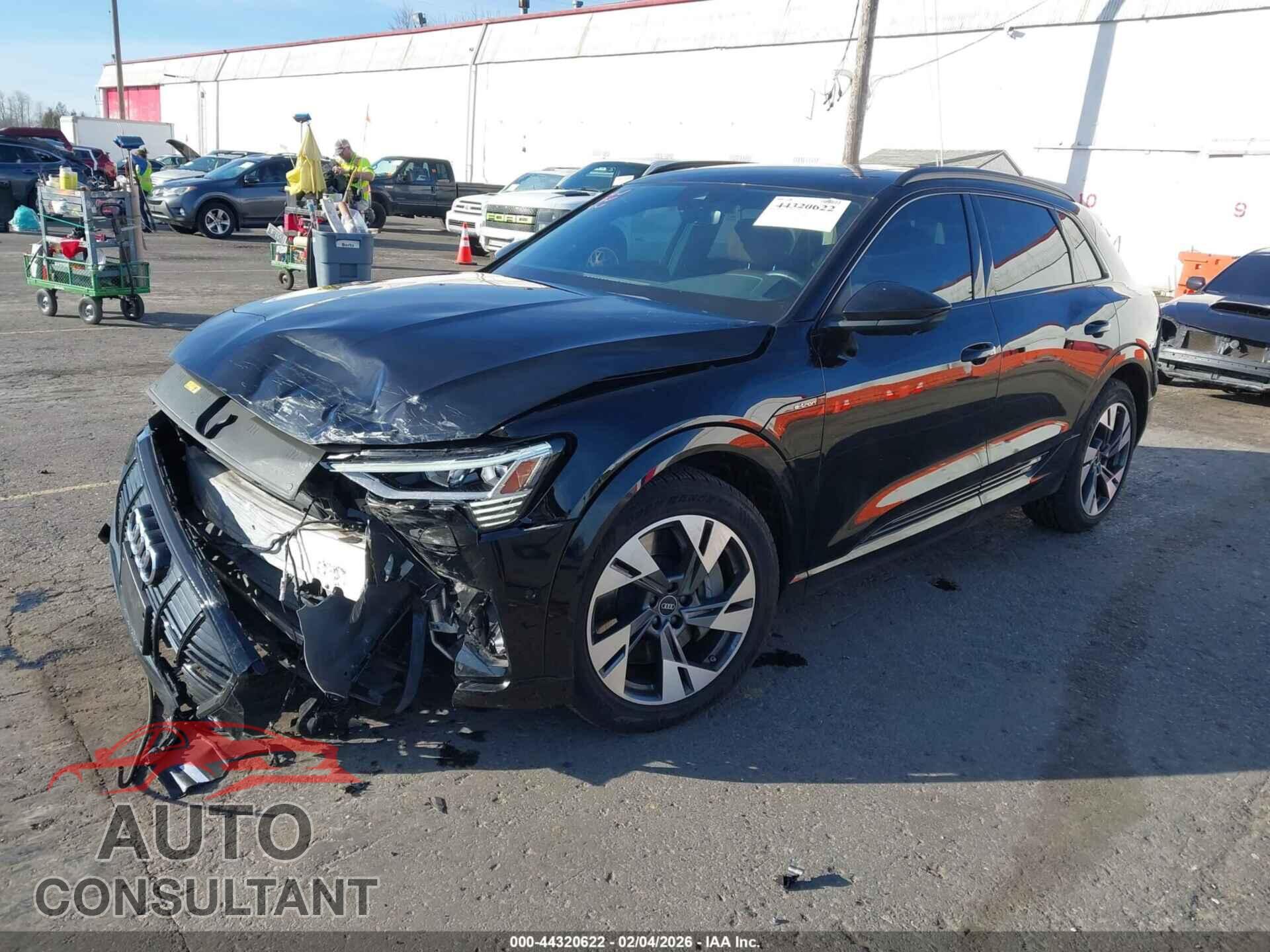 AUDI E-TRON 2022 - WA1AAAGE1NB005657
