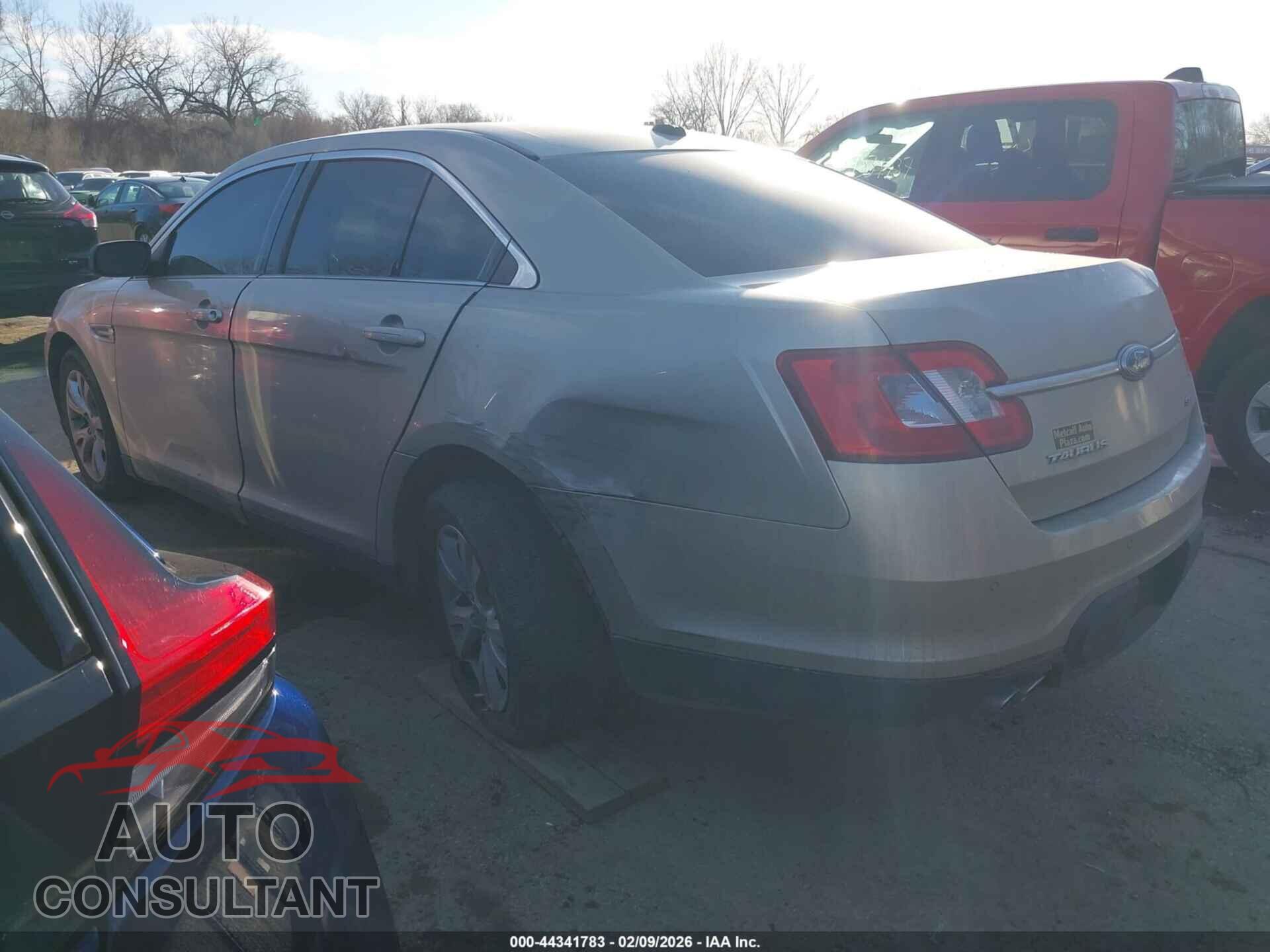 FORD TAURUS 2010 - 1FAHP2EW7AG113157