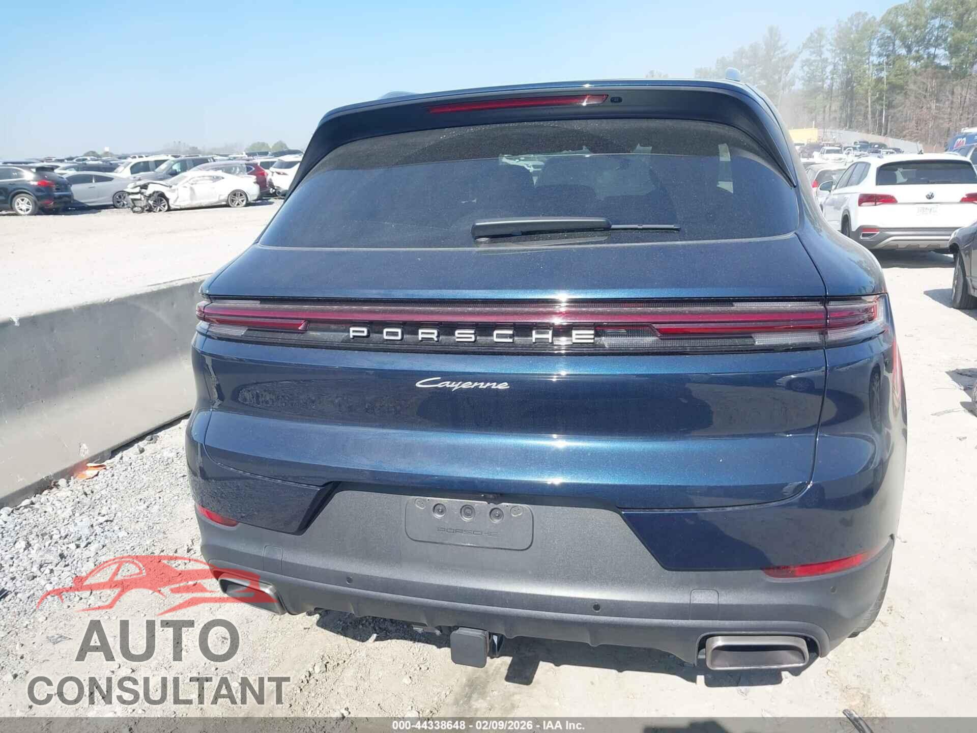 PORSCHE CAYENNE 2024 - WP1AA2AY7RDA00518