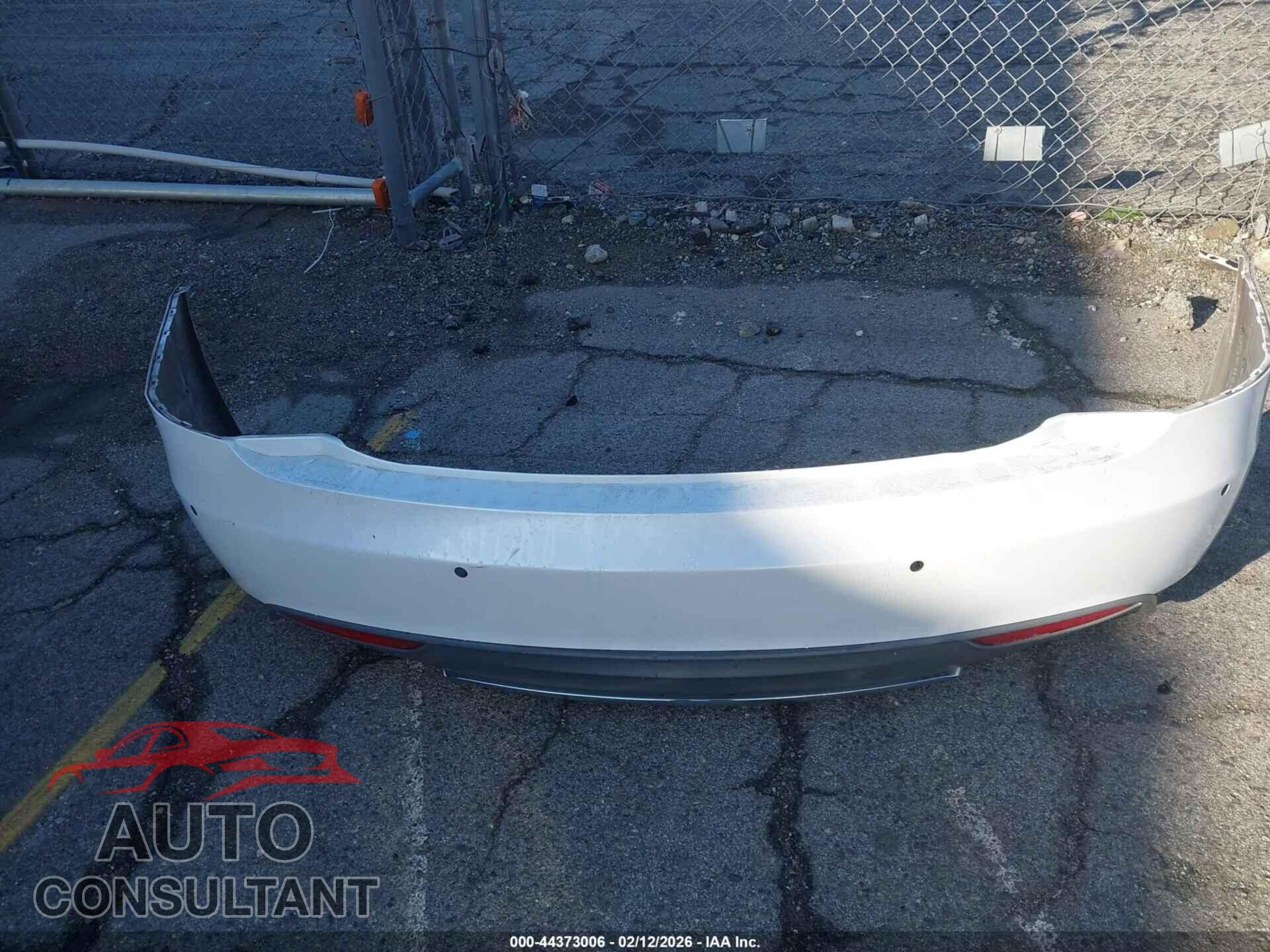 TESLA MODEL S 2015 - 5YJSA1H22FF097598