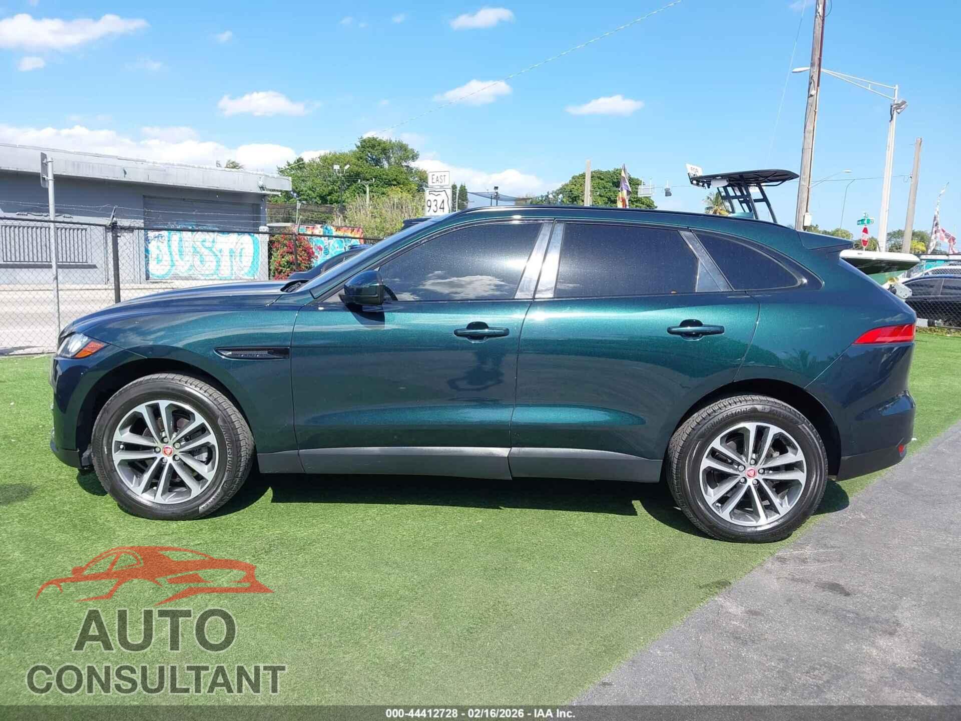 JAGUAR F-PACE 2018 - SADCJ2FX4JA262923