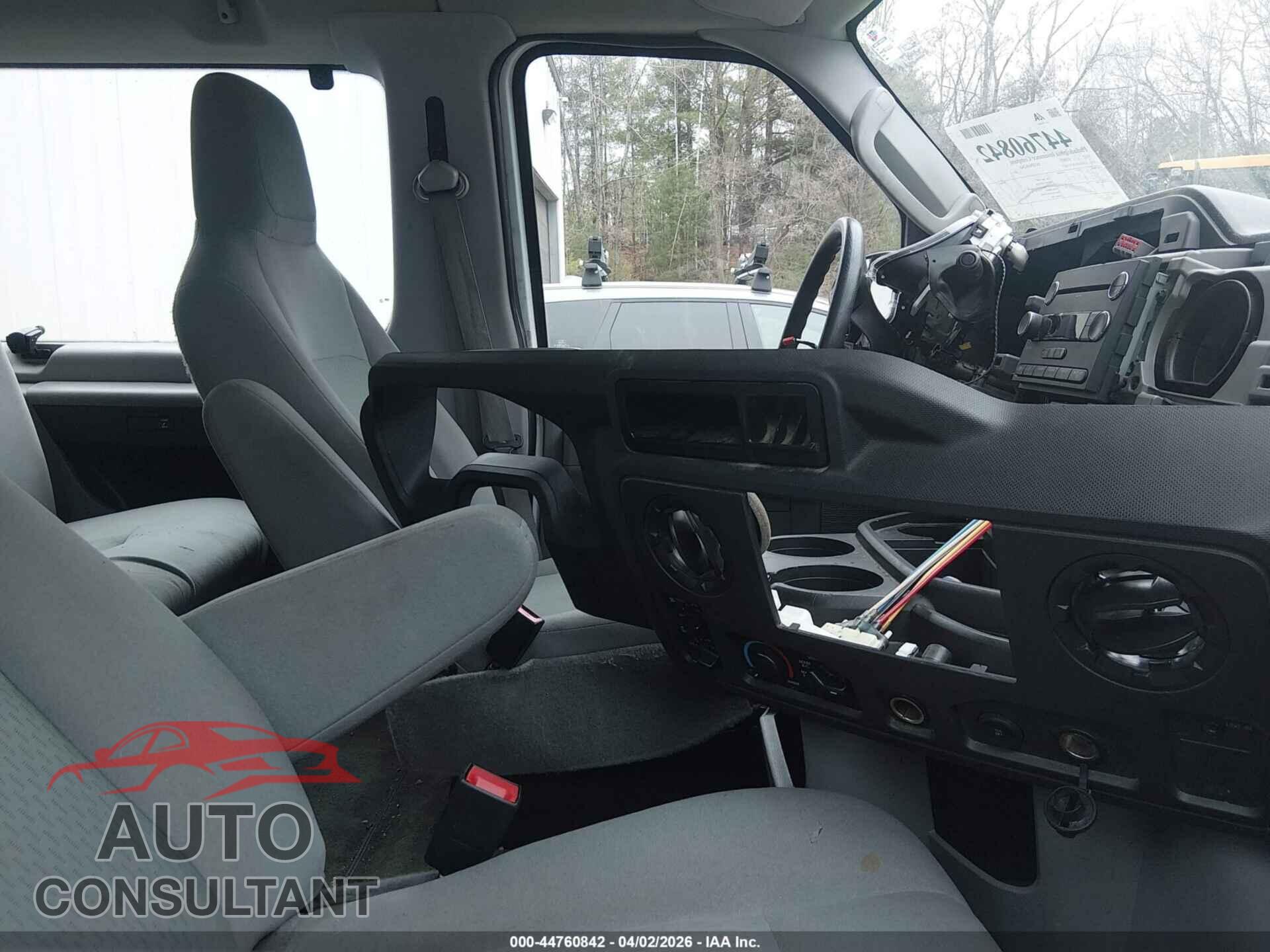 FORD E-350 SUPER DUTY 2012 - 1FBSS3BL8CDA04276