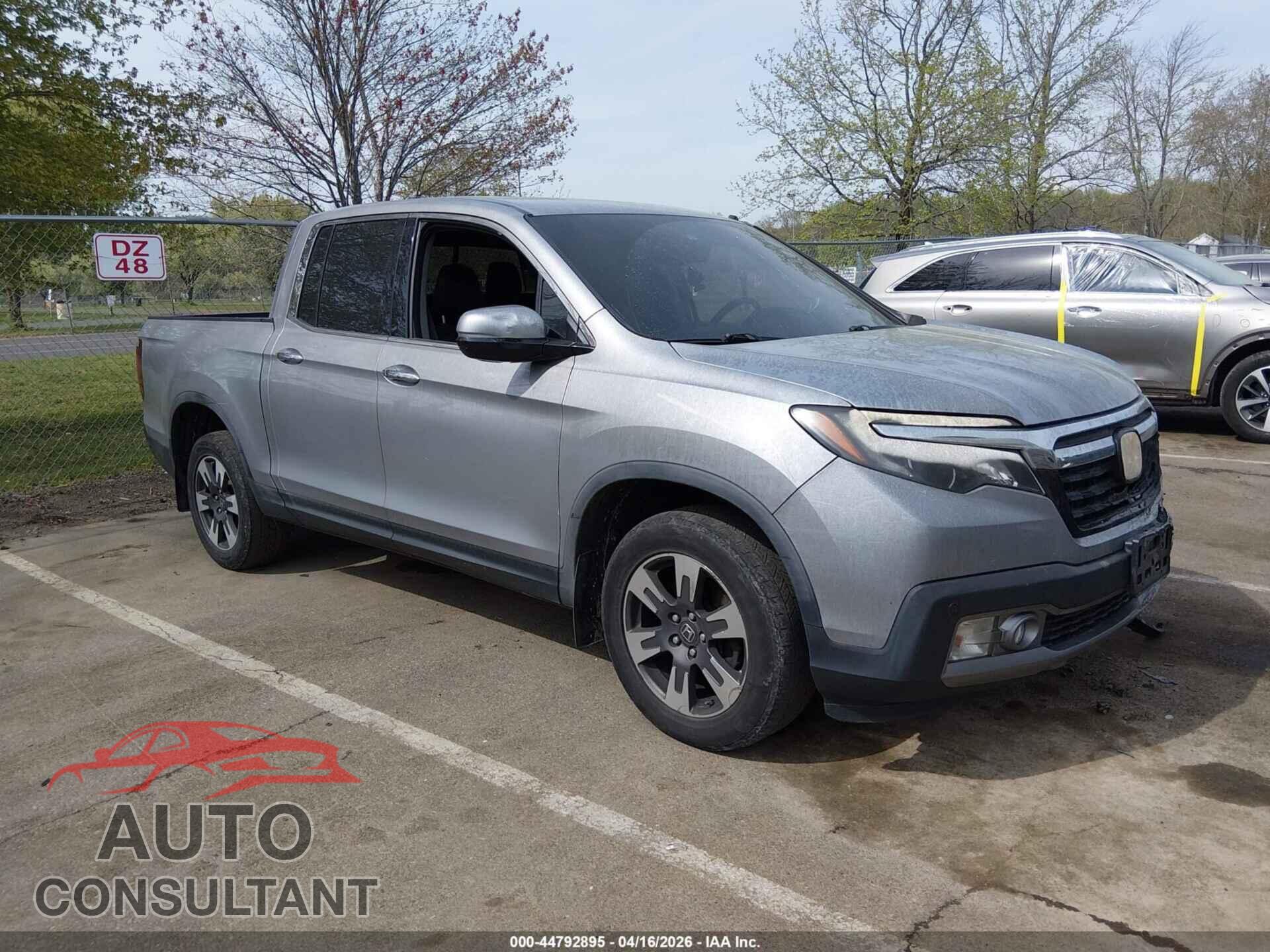 HONDA RIDGELINE 2018 - 5FPYK3F76JB007709