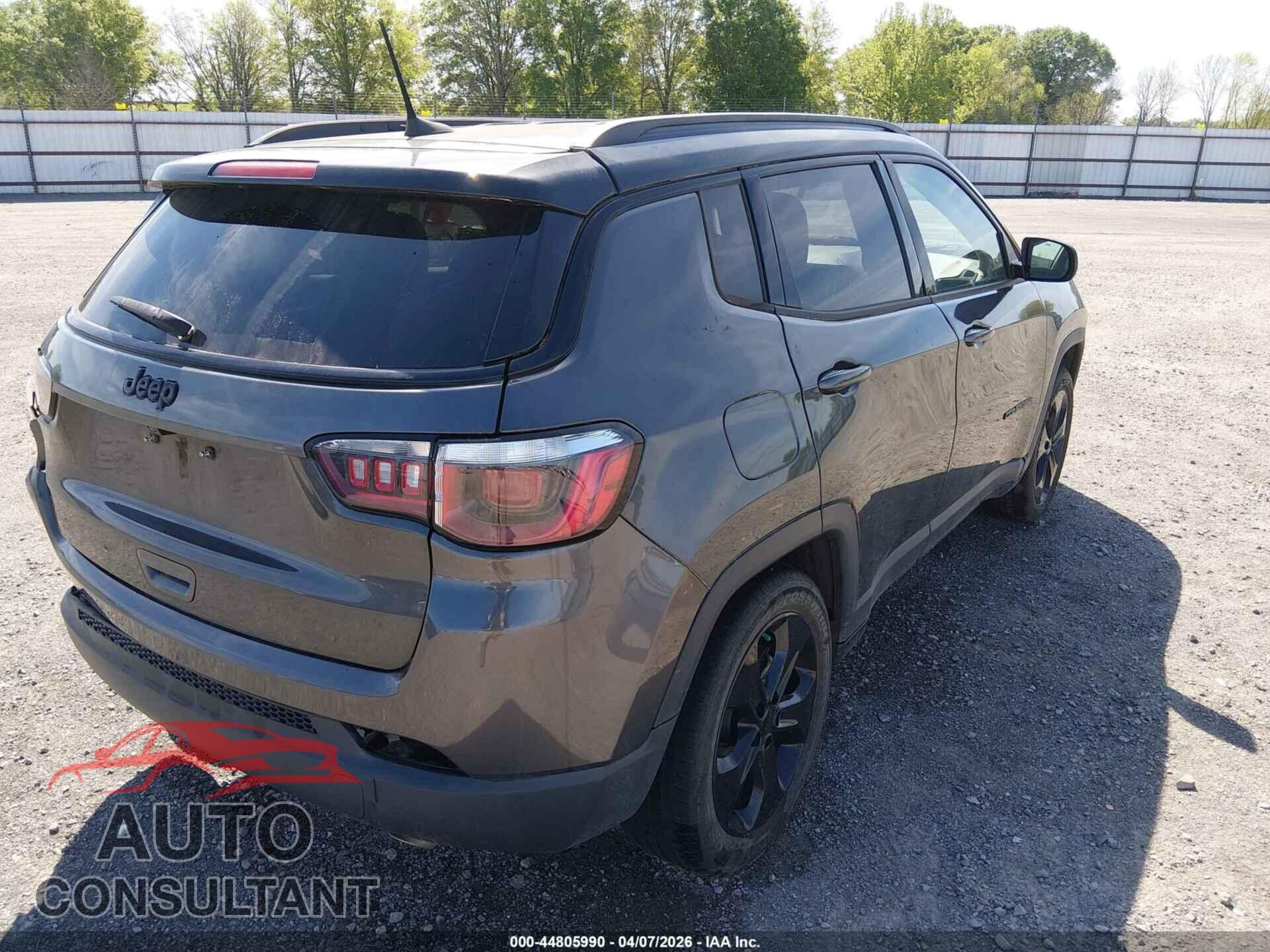 JEEP COMPASS 2018 - 3C4NJCBB9JT304810