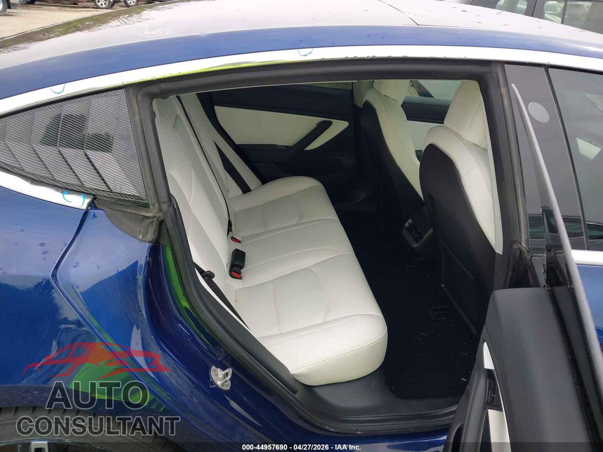 TESLA MODEL 3 2019 - 5YJ3E1EB4KF192638
