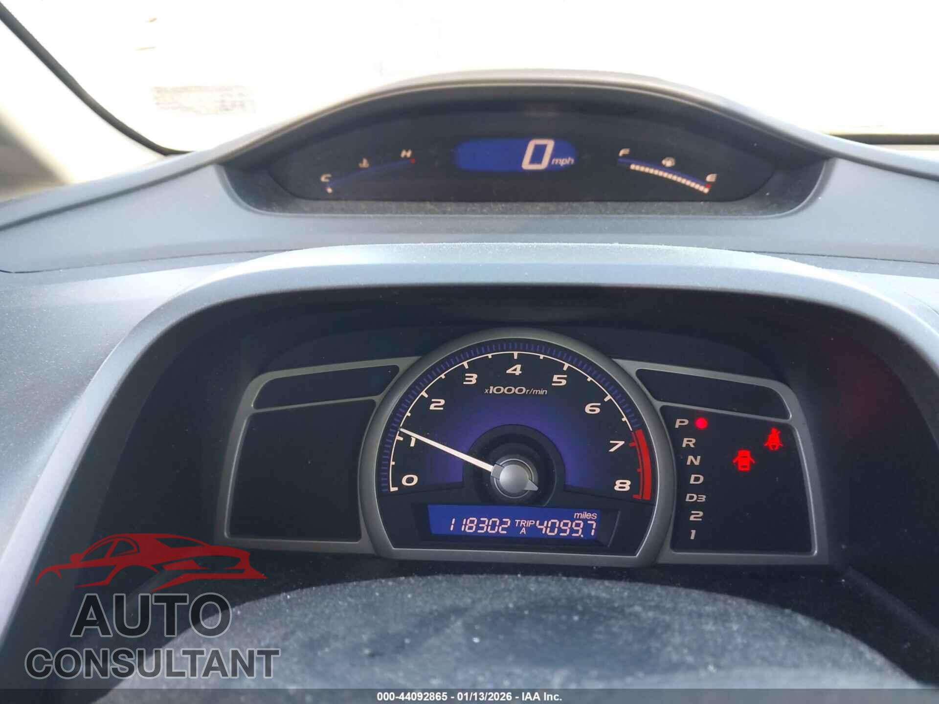 HONDA CIVIC 2010 - 19XFA1F59AE079130