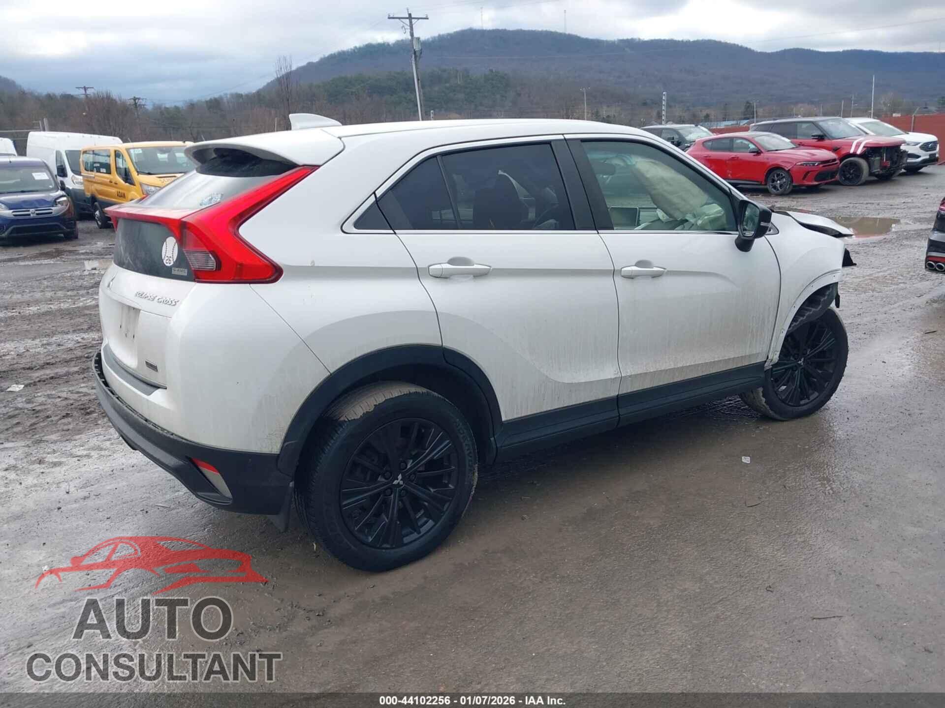 MITSUBISHI ECLIPSE CROSS 2018 - JA4AT4AA3JZ043359