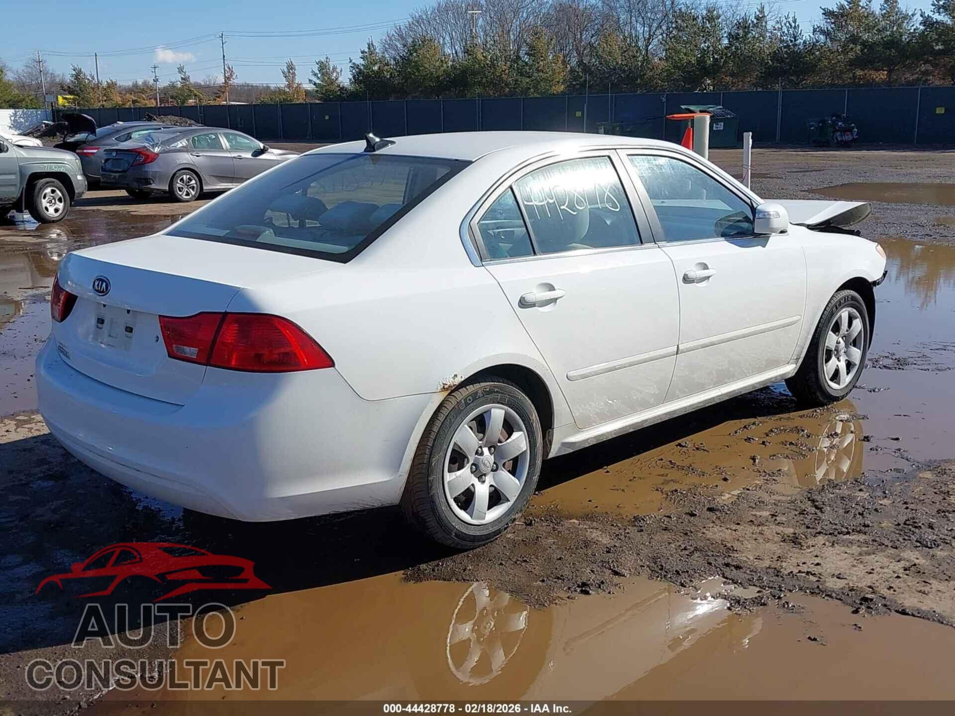 KIA OPTIMA 2010 - KNAGG4A83A5382404