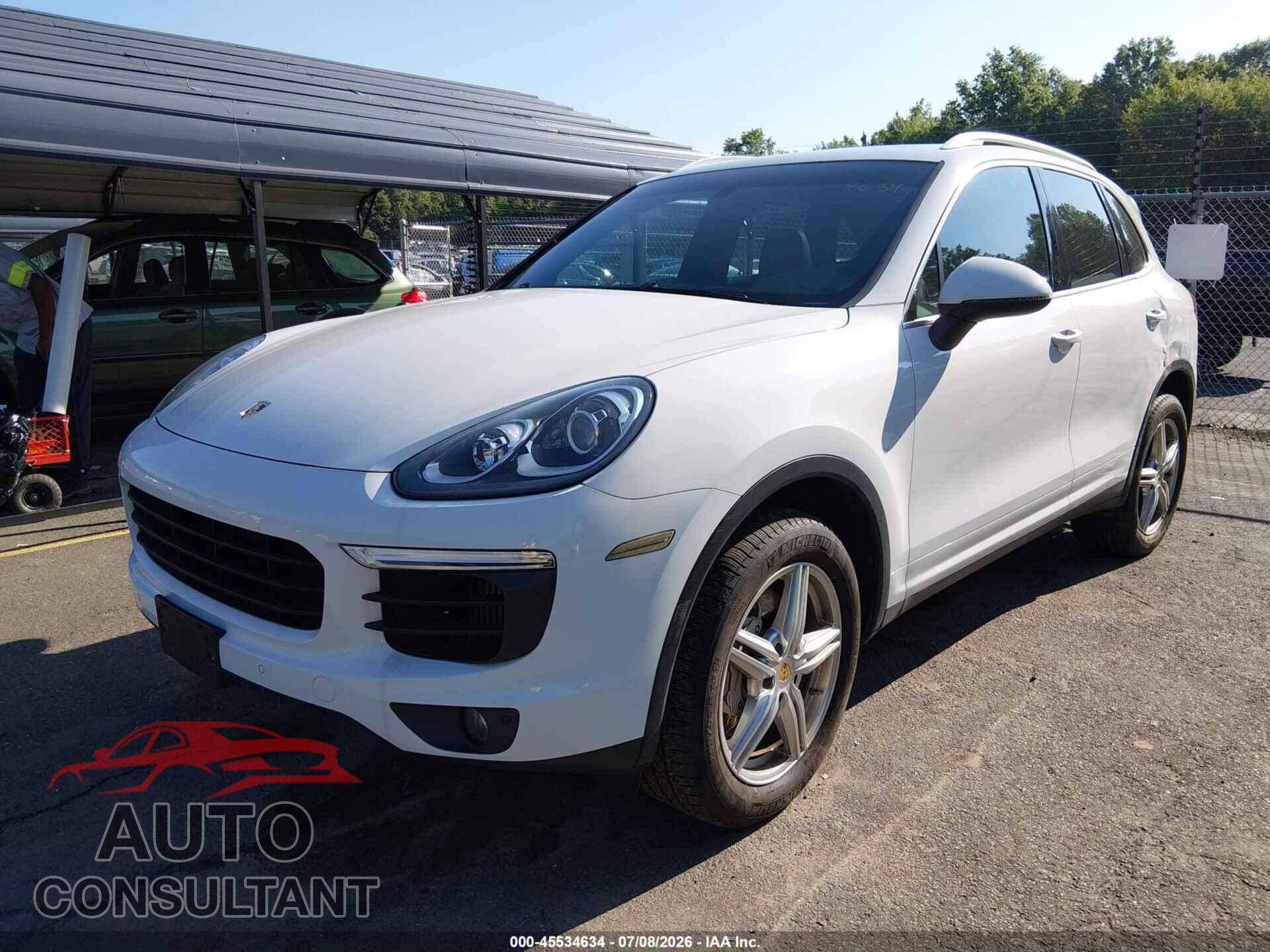 PORSCHE CAYENNE 2016 - WP1AB2A29GLA92131