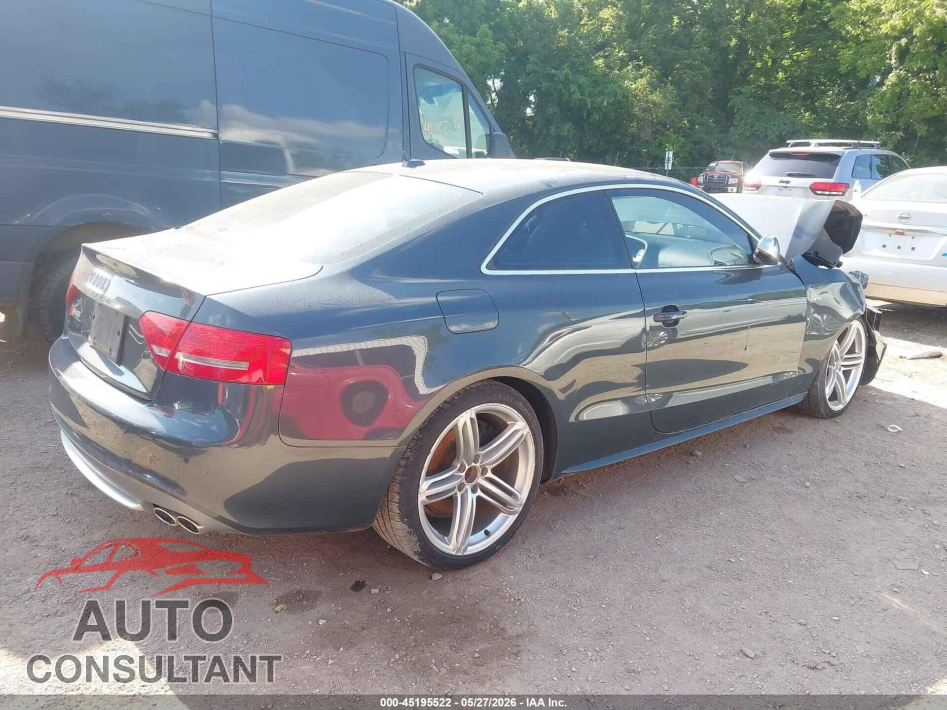AUDI S5 2010 - WAUCVAFR1AA057570