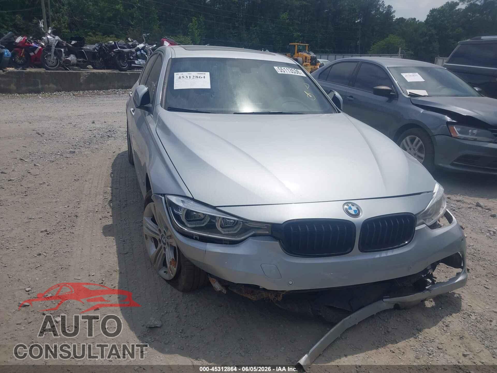 BMW 330E 2018 - WBA8E1C55JA762976